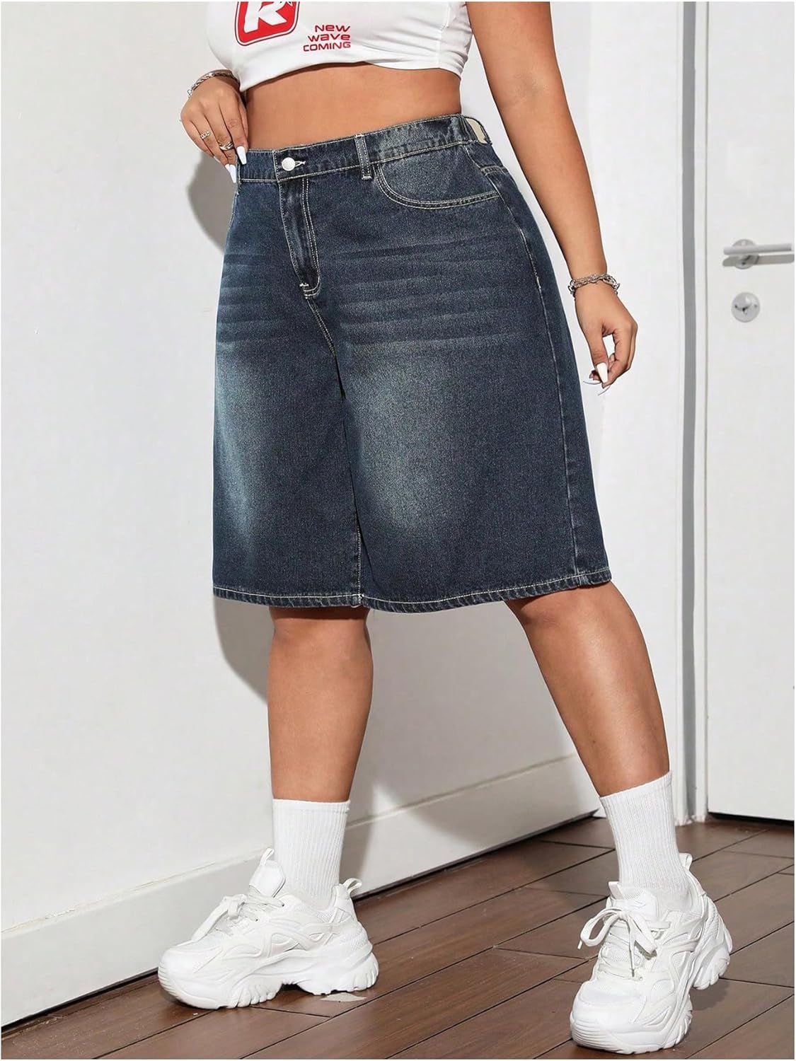 WDIRARA Women's Plus Size Bermuda Denim Shorts High Waisted Wide Leg Baggy Jean Shorts