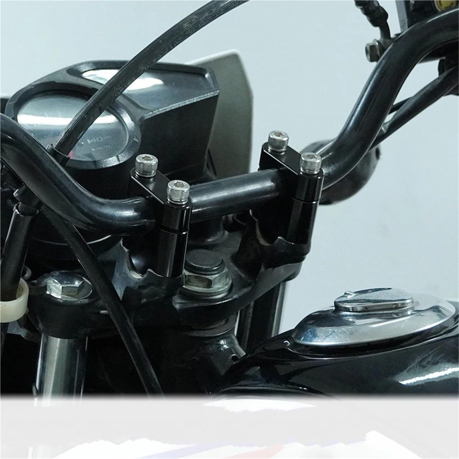 Rehausseur de Guidon Moto Élévateur Guidon Pour Aprilia Tuono 1000 R V4 APRC/1100/R/1000 RX125 SX125 SL750 Shiver 1 1/8 "28mm(Black Riser 30mm)
