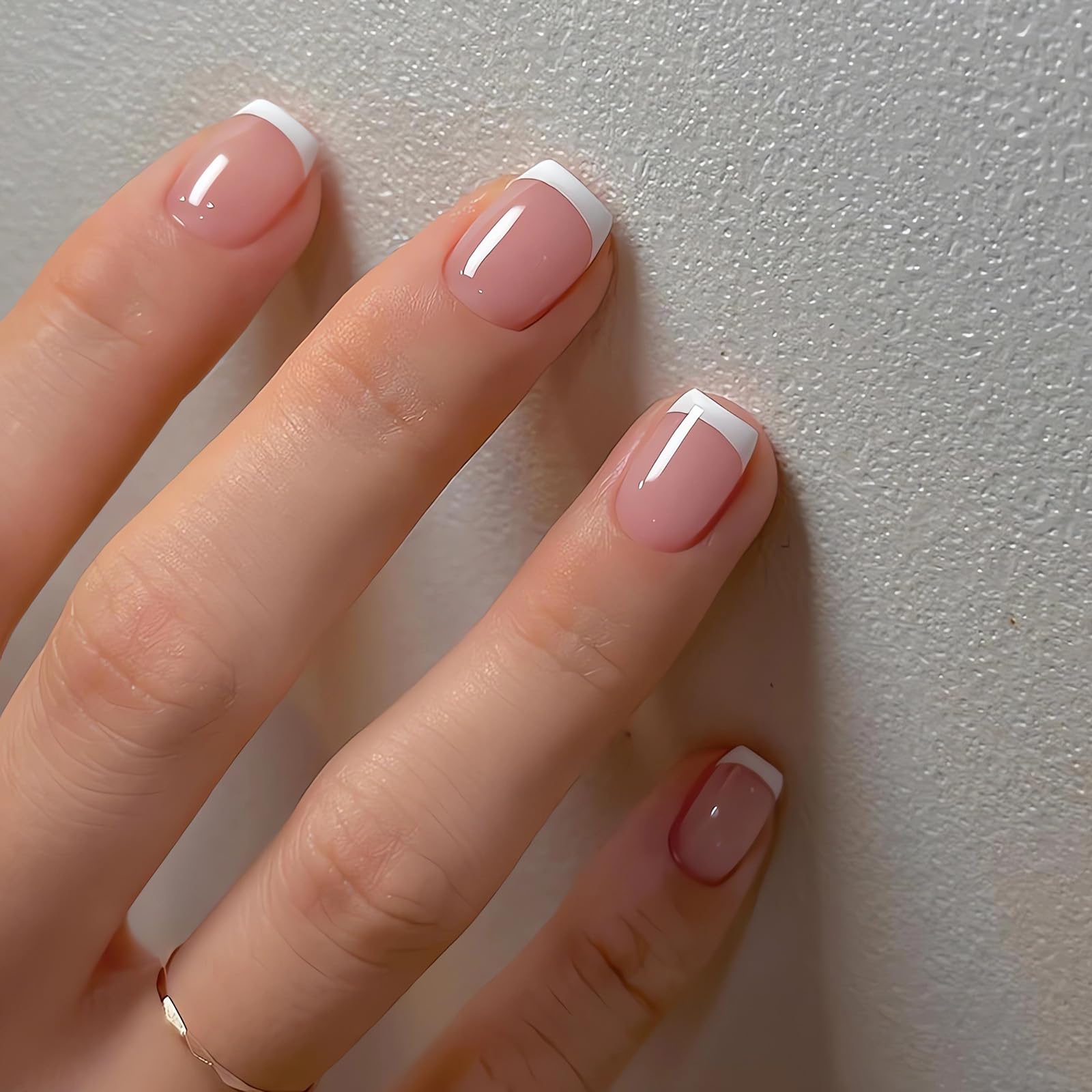 LPOODDNU Square Press on Nails Short Fake Nails White French Tip Glue on Nails Glossy Pink Acrylic False Nails Extra Short Nails Press ons for Finger