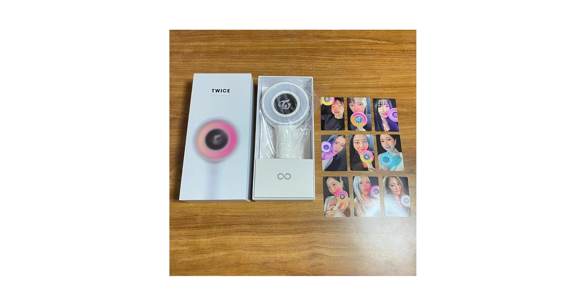 Amazon.co.jp: 公式 TWICE ペンライト CANDYBONG ∞ トレカ付き