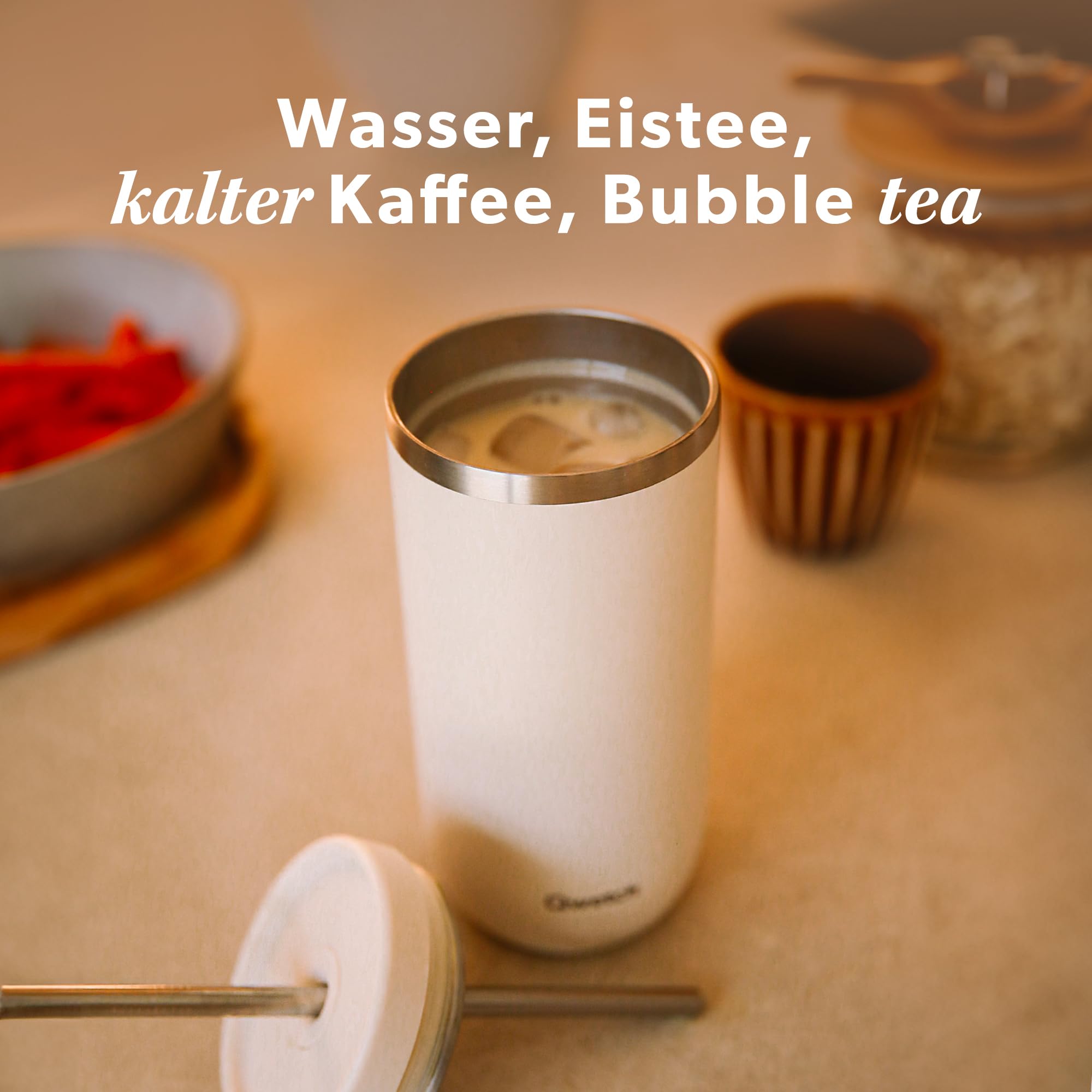 QWETCH - Trinkflasche Cold Cup 470 ml Magenta - 24h Eisgekühlt & 12h Kalt - Recycelter Edelstahl & BPA-frei - Thermobecher mit Strohhalm und Spritzschutzdeckel - Perfekt für Erfrischungsgetränke