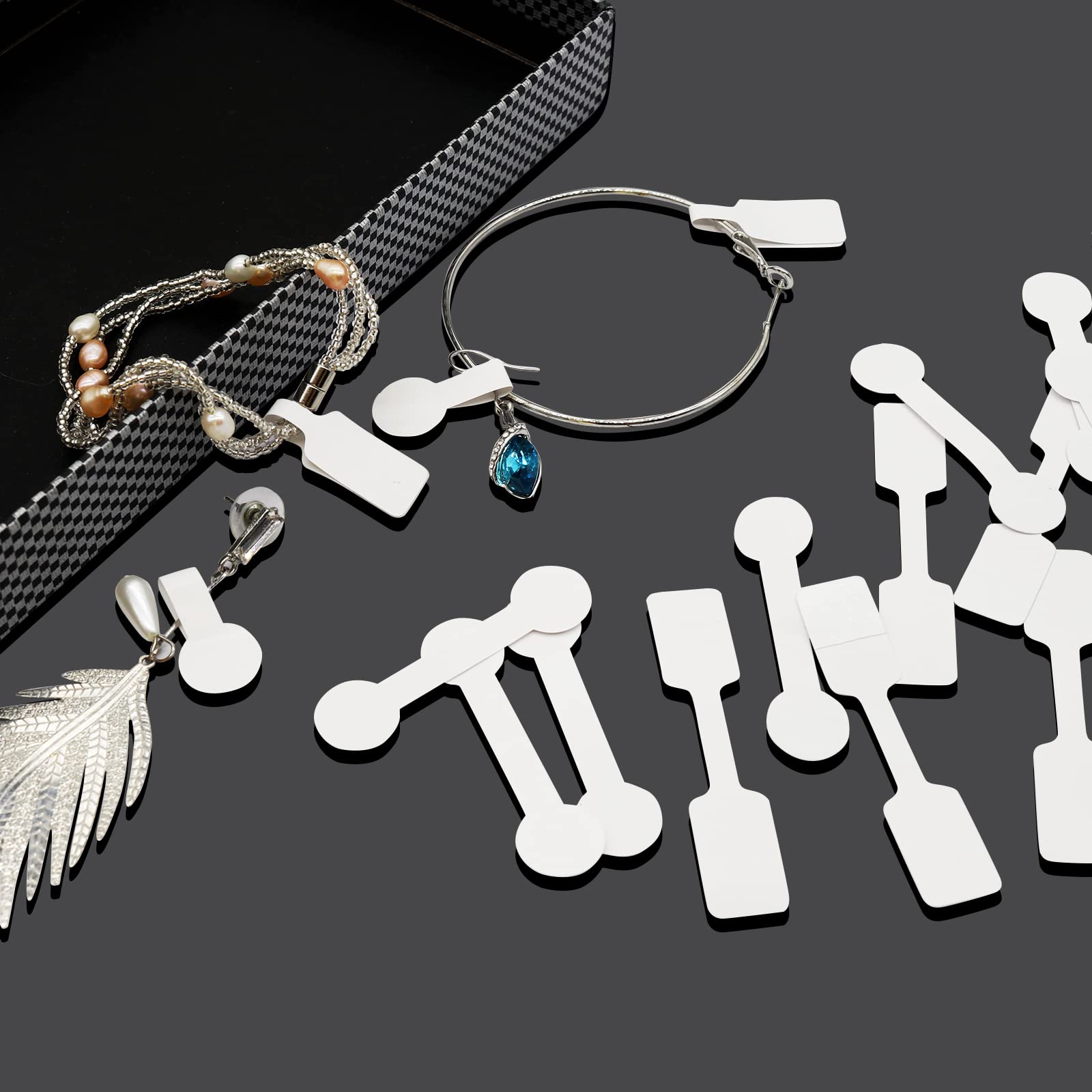 Photo 1 of 500 Pcs Different Size Blank Jewelry Stickers Tags Necklace Ring Jewelry Labels Paper Round Rectangle Blank Labels Stickers… 4 PACK