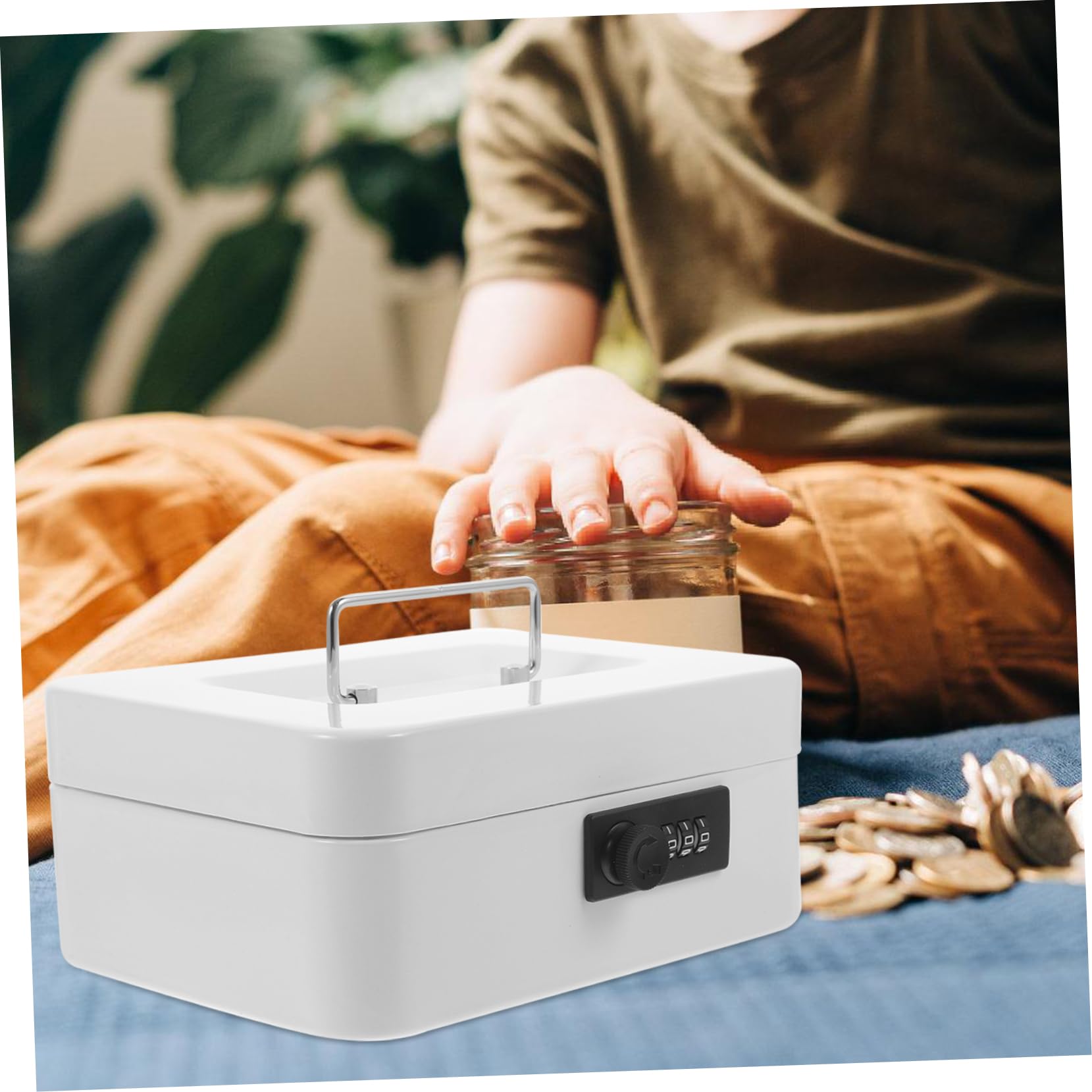 UKCOCO Cassetta Portavalori con Serratura a Combinazione 200 Codici, Scatola di Metallo Piccola con Chiusura Sicura e Fondo Piatto, Organizer per Casa, Ufficio e Regalo