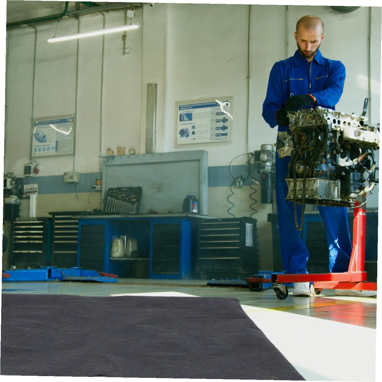 HOMSFOU Tapis de Sol pour Garage en Feutre Noir, Absorbant L’Eau et Anti-Huile, Antidérapant, Protection du Sol pour Garages et Abris