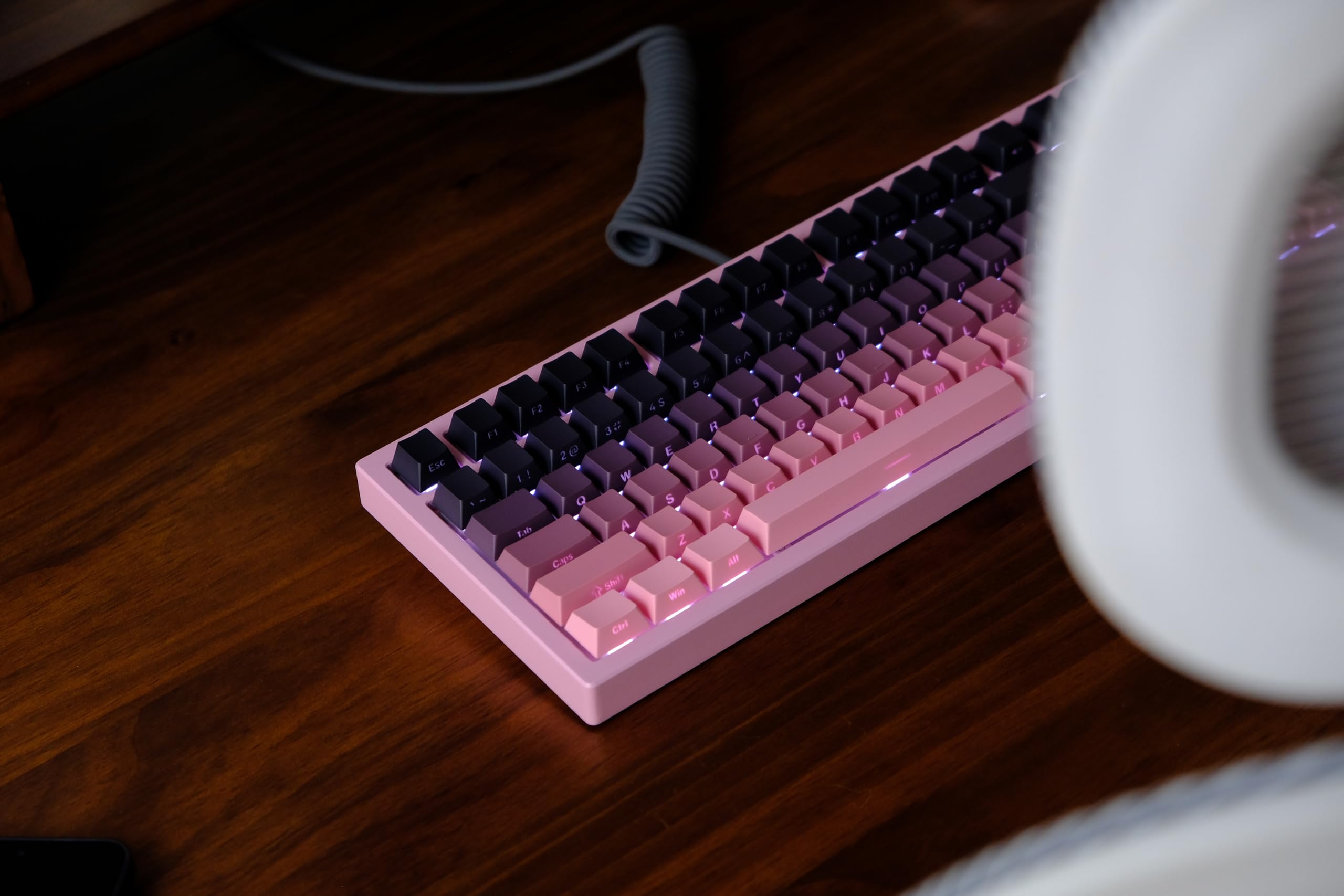 Teclado mecánico de diseño 61/68/75/84/87/96/98/100/104/108 (rosa degradado) 7