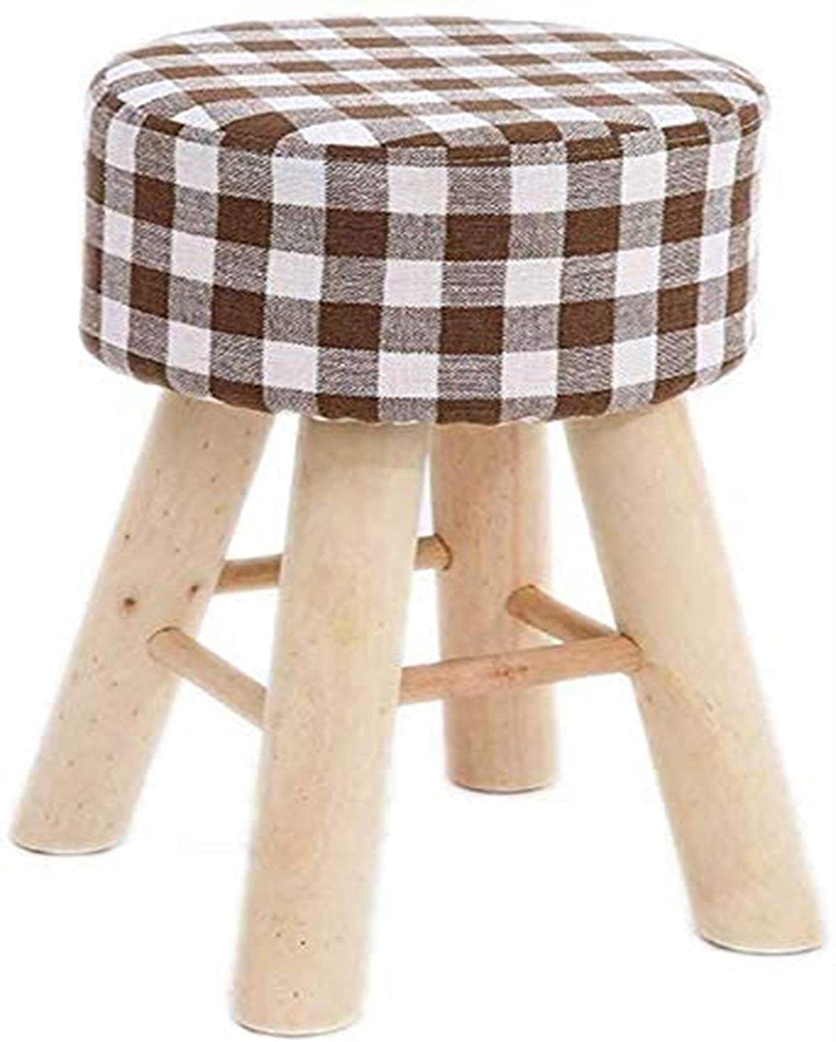 Hauts tabourets de pied ronds et pouf de rangement créatif