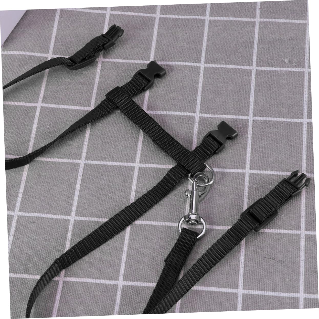 HANABASS Cat Vest Harness and Leash for Walking Easy On/Off for Daily Walks Parties