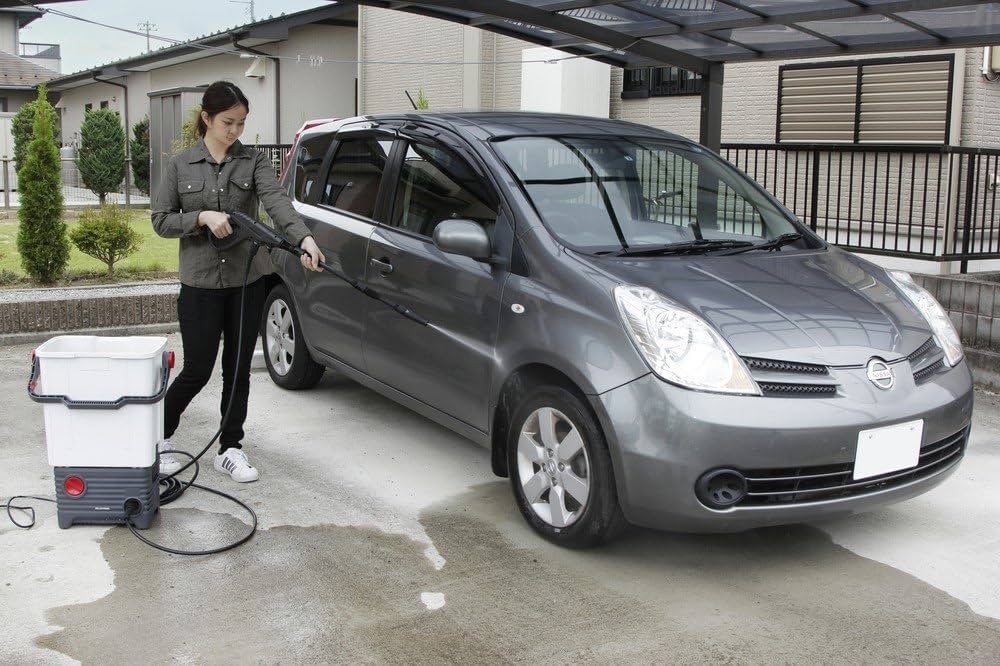 アイリスオーヤマ - アイリスオーヤマ　タンク式高圧洗浄機　SBT-513 IRIS OHYAMA アイリスオーヤマ タンク式高圧洗浄機 SBT-513 白