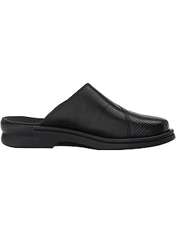 clarks ladies mules and clogs