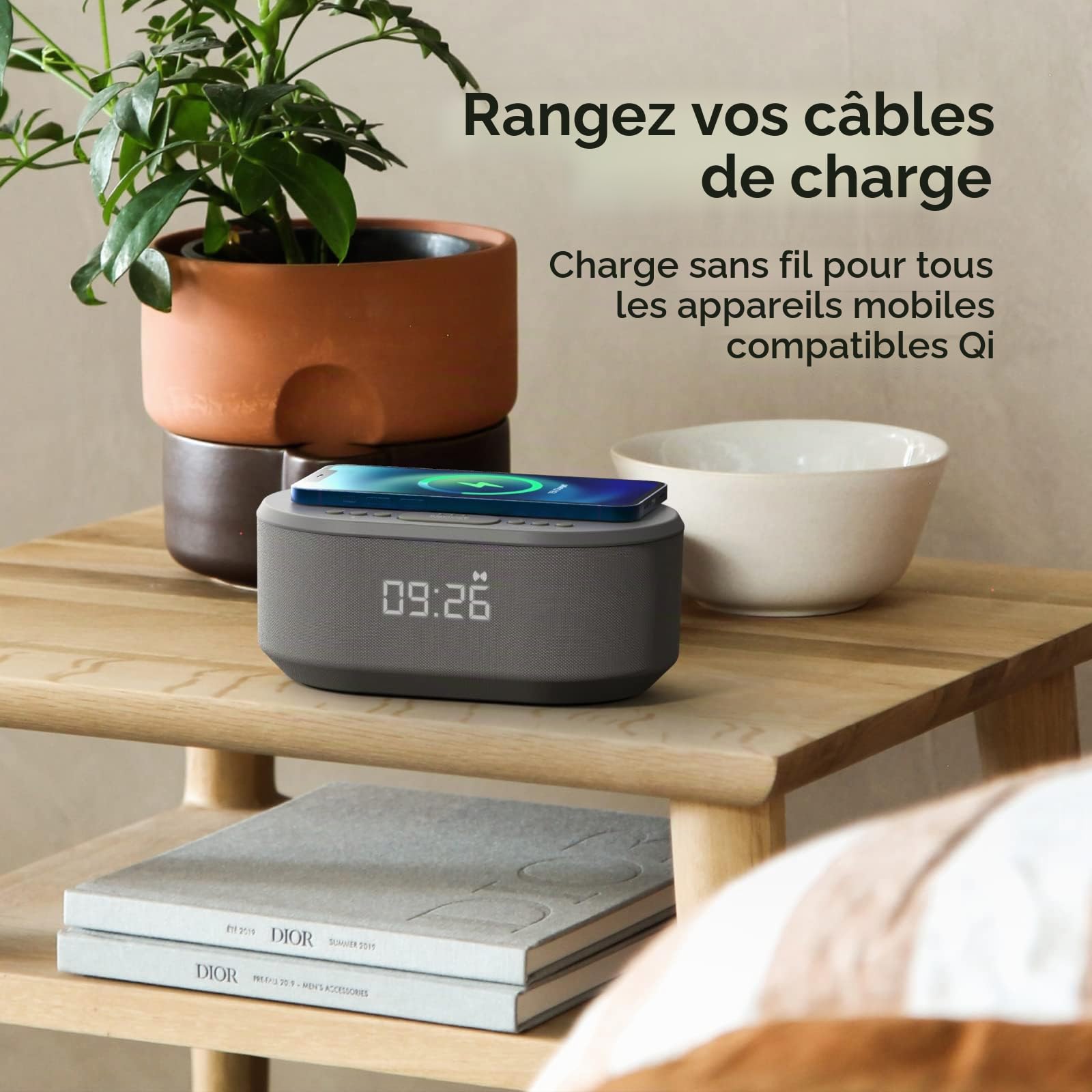 Réveil de chevet sans fil avec affichage LED à intensité variable, sans tic-tac, alimentation secteur avec chargeur USB et enceinte Bluetooth