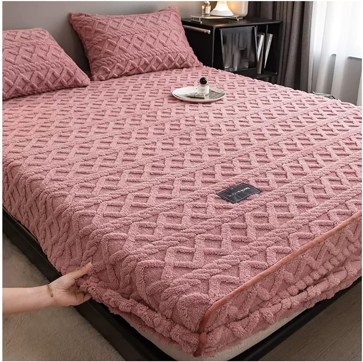 Fleece Fitted Sheet Bed Throw Thickened Bed Sheet Plush Warm Winter Bed