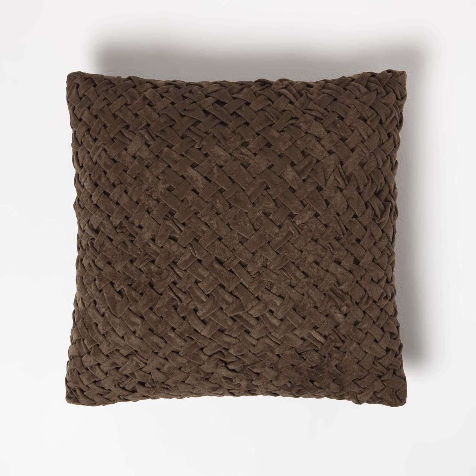 Homescapes Unisex Brown Sofia Pleated Velvet Cushion In 45Cm X 45Cm