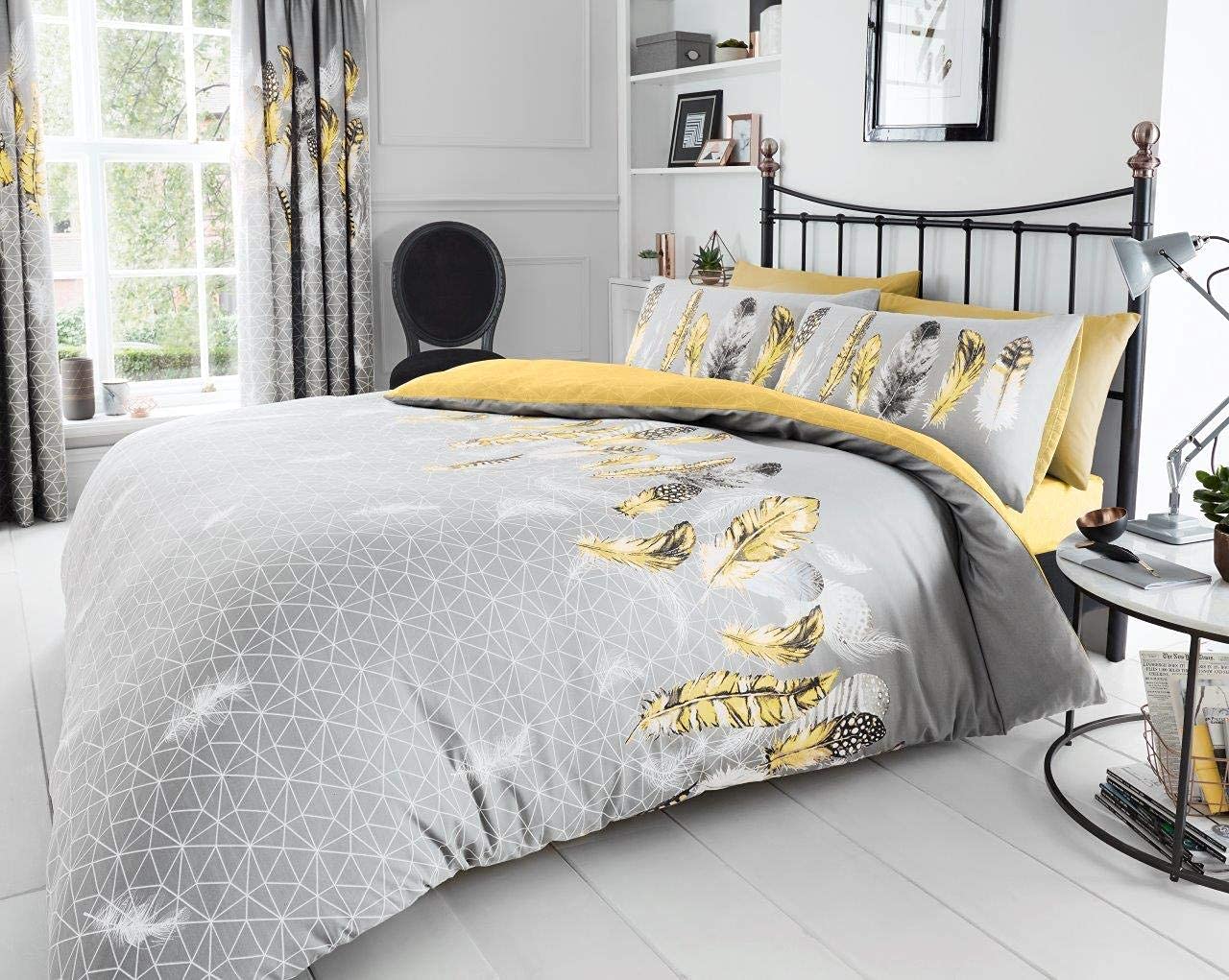 Lions Duvet Covers Double Bed - Ochre Feathers Bedding with Matching Pillowcase, Ultra Soft Printed Quilt Covers, Poly Cotton, Machine Washable, 200x200cm