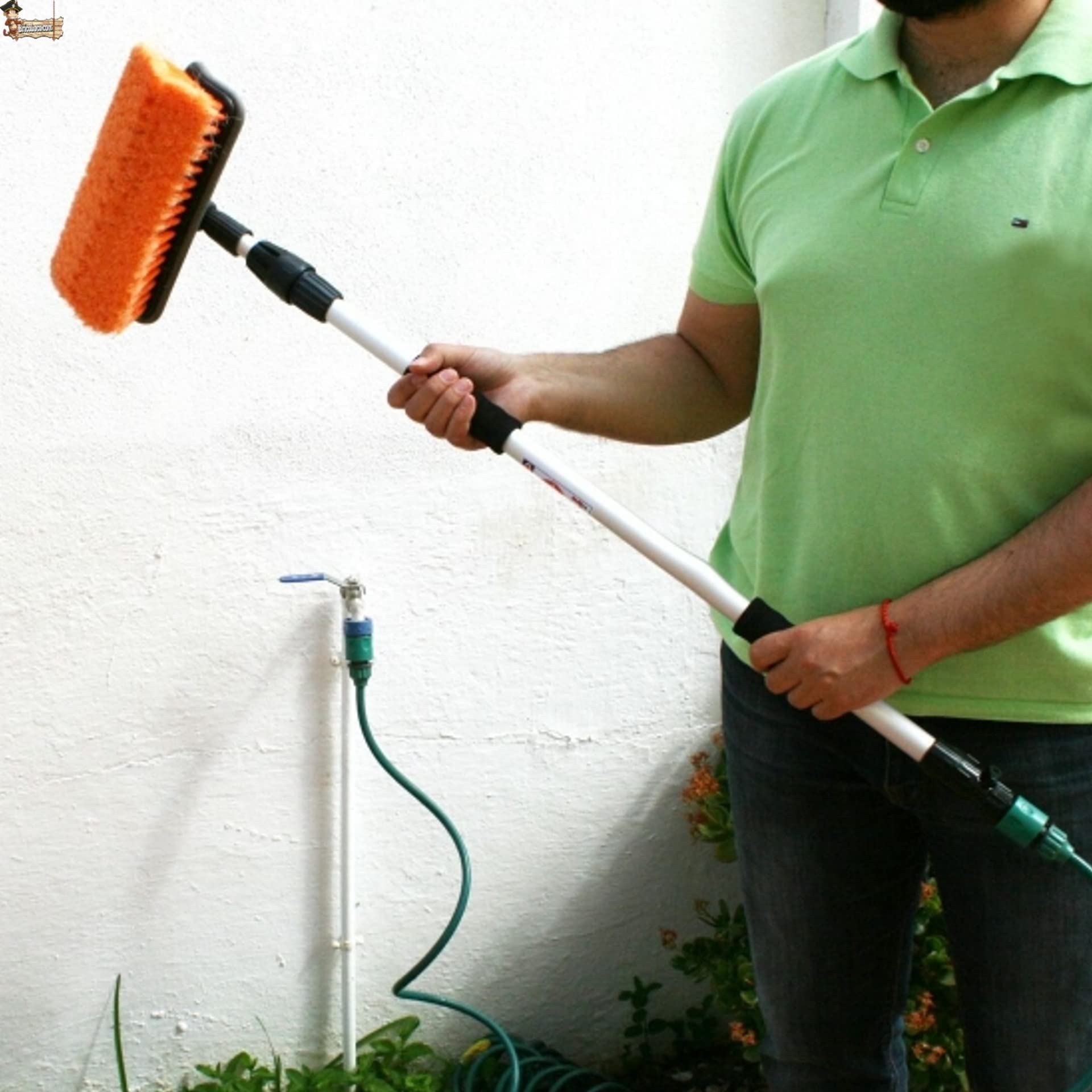 BricoLoco.com Ausziehbare Bürste zum Waschen von Auto, Haushalt, Jalousien, Wohnmobil, Terrasse, mit Wasseranschluss für Schlauch, Teleskop-Autoreiniger.