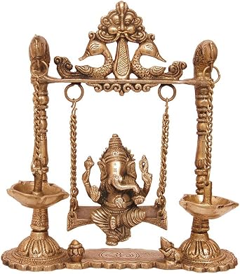 Aakrati Brass Ganesha يتأرجح مع مصباح زيت مع تصميم الطاووس | ديكور المنزل | زخرفة الطاولة | زخارف المعبد | النحت الهندي المصنوع يدويًا
