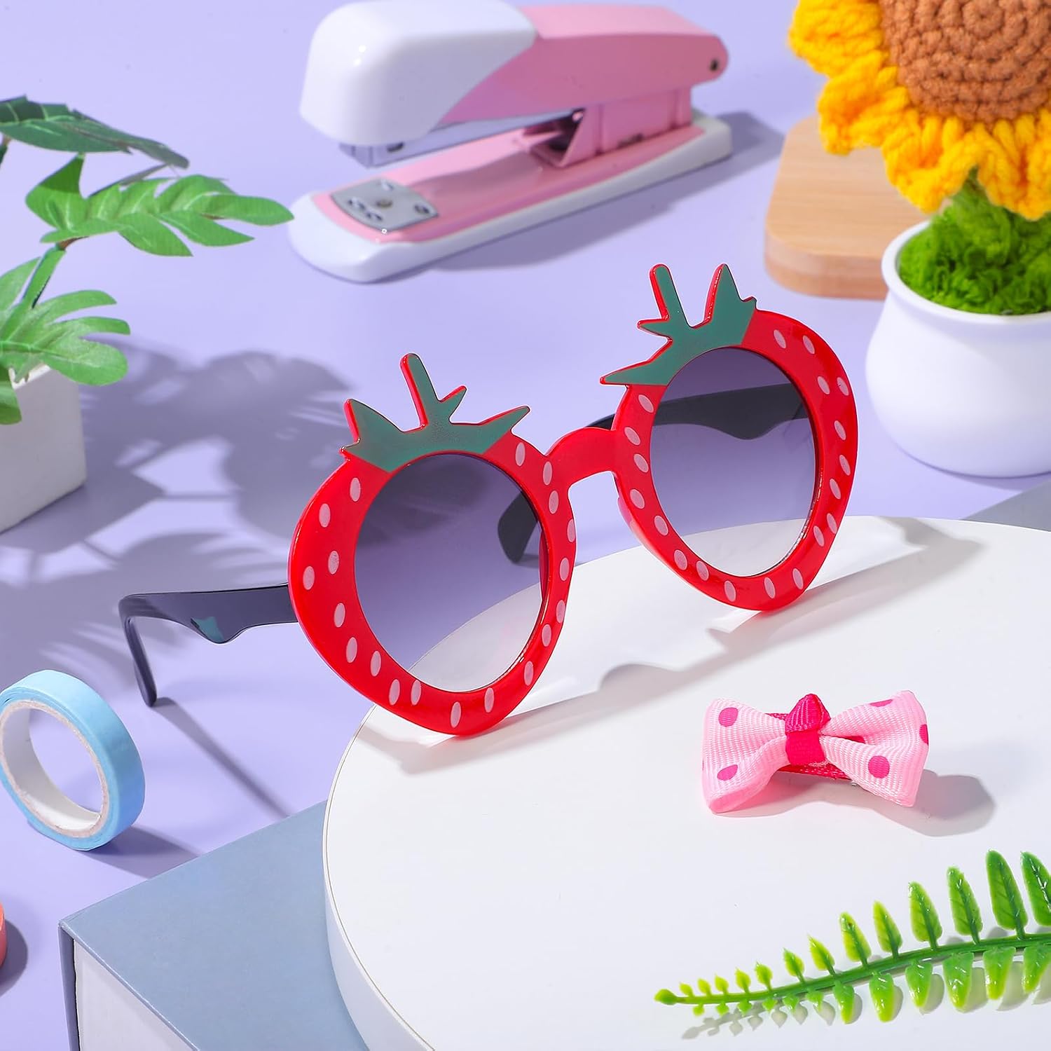 Amosfun Pink Strawberry Sunglasses for Kids Adult, Fruit Party Glasses, Fancy Dress Eyeglasses Tropical Luau Beach Birthday Decorations Costume Accessories