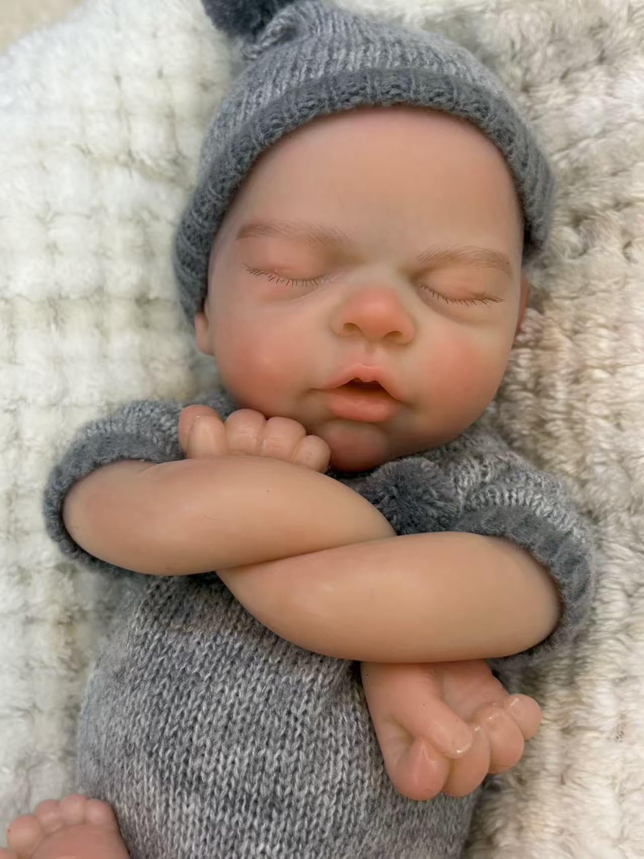 Bambola bambina in silicone morbido e resistente da 13 pollici con bocca aperta, sembra un neonato vero