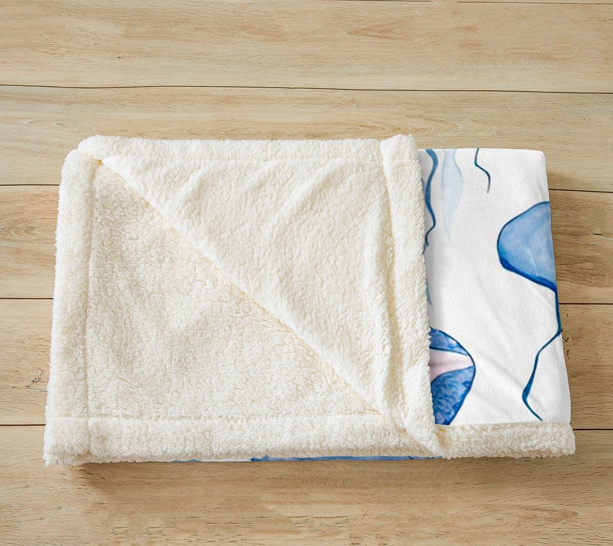 Dive into Comfort: Feelyou Jellyfish Plush Blanket Review