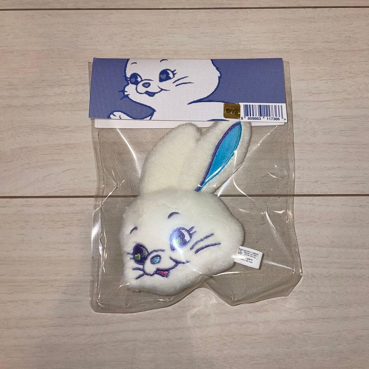 Amazon.co.jp: new jeans トッキ TOKKI FLUFFY ニュージーンズ レア 