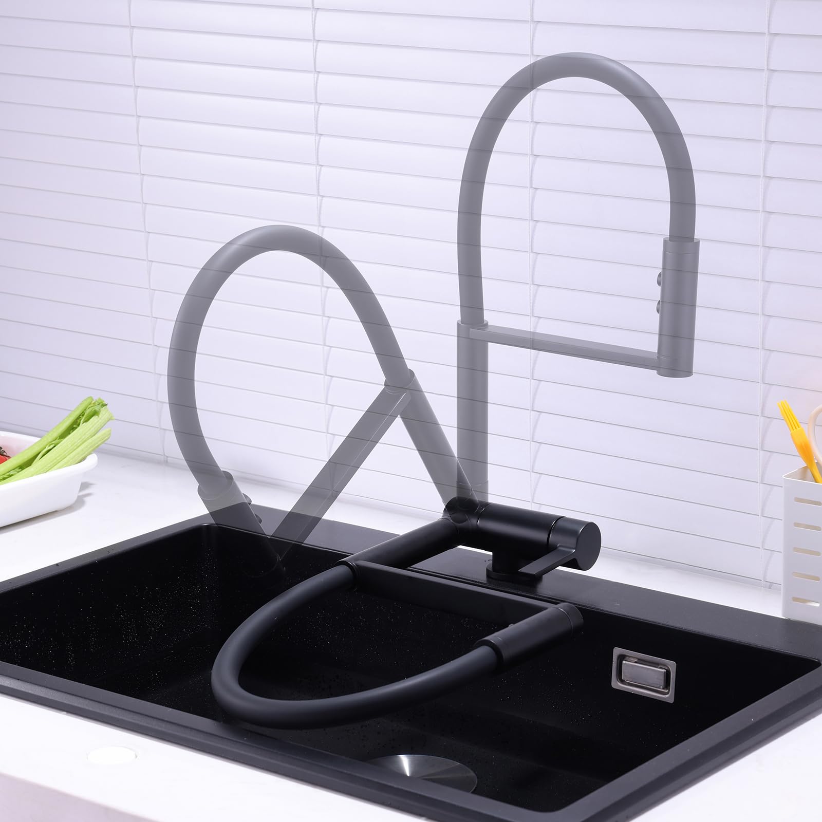 ZYCHSJXA Kitchen Tap with Spray Head 2 Modes Sink Folding Flexible Spout 360° Swivel Faucet Black