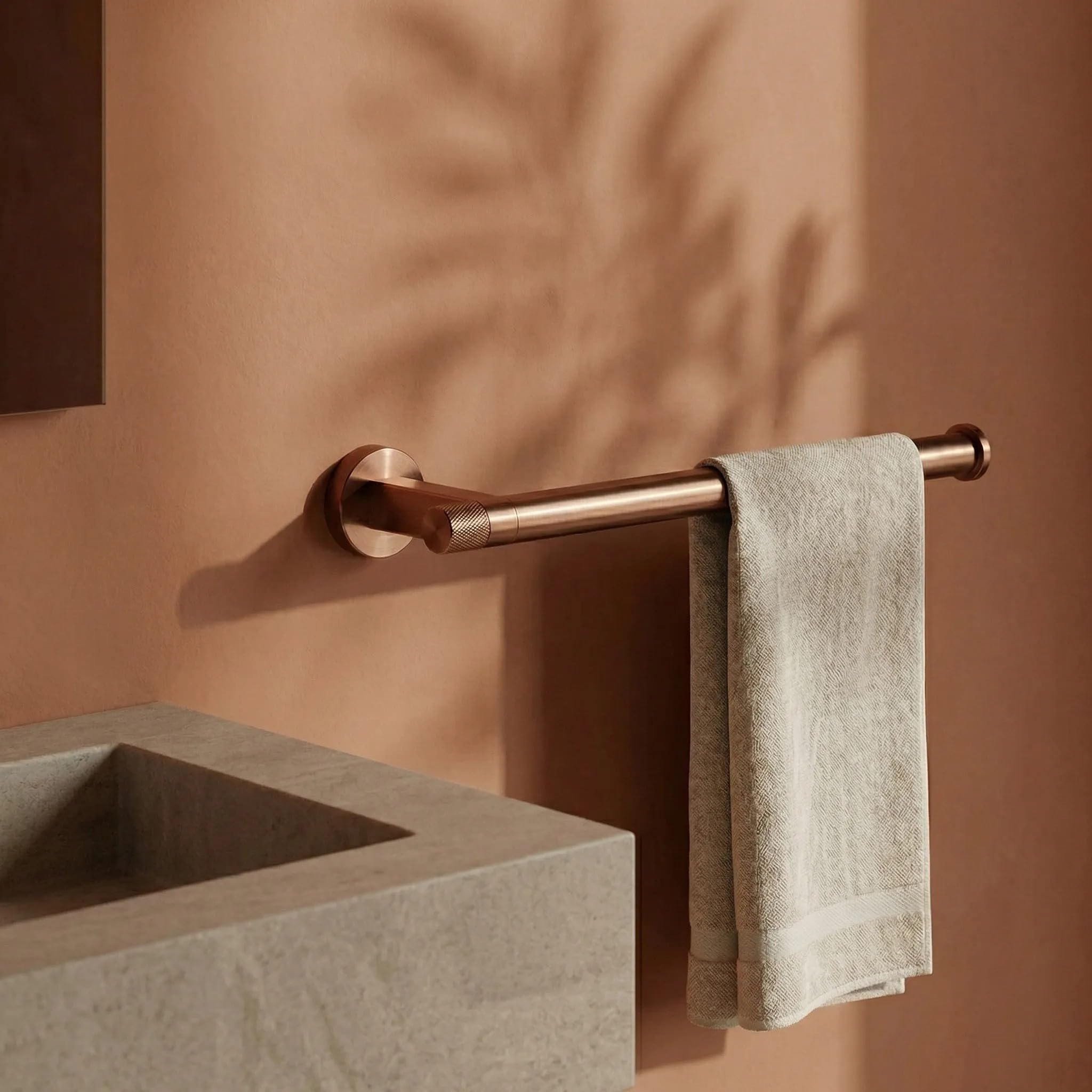 Rea - Portasciugamano da bagno 39106 ORI - Metallo - Rame Spazzolato - 8 x 28 x 3,5 cm
