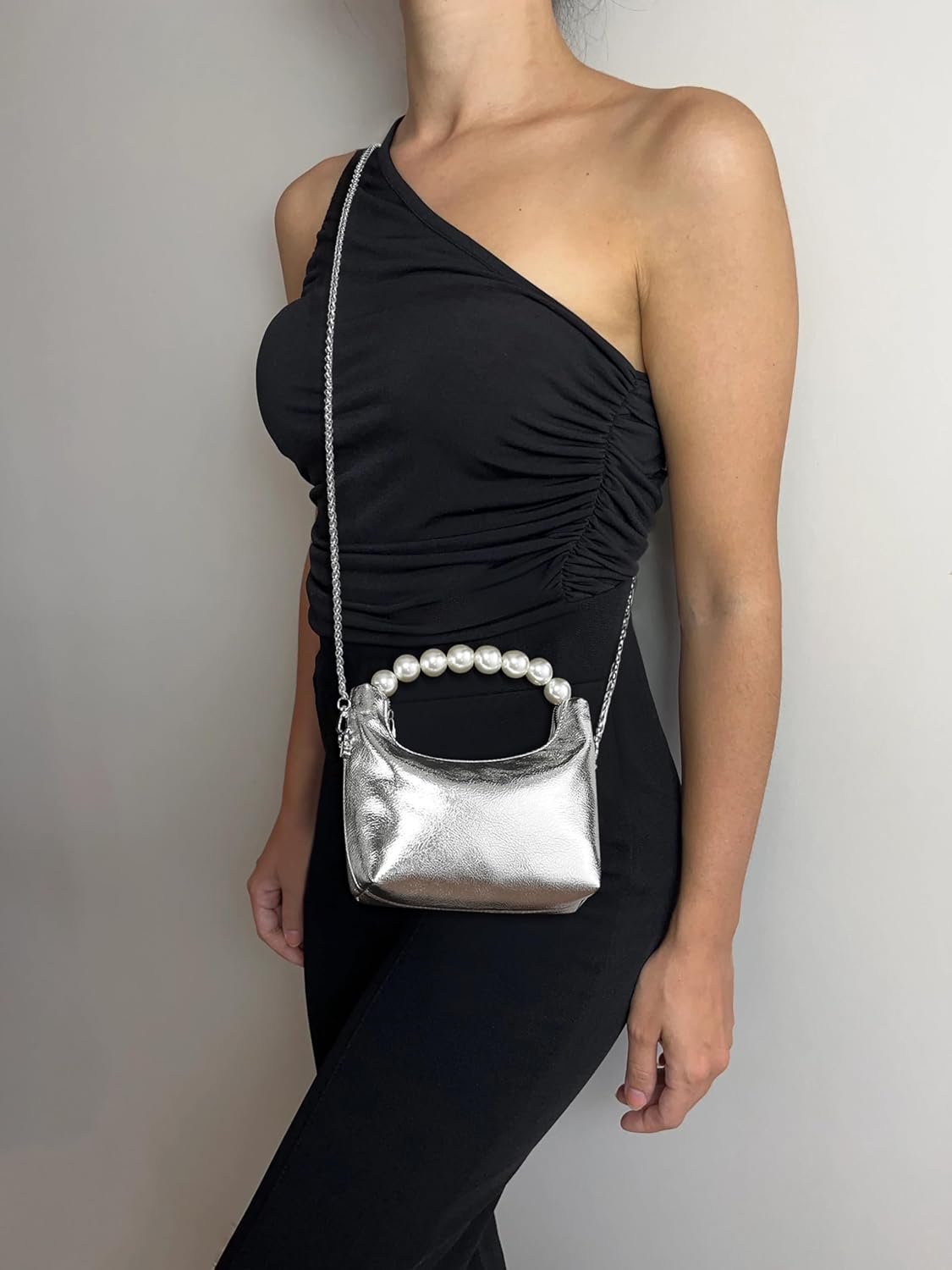 Pearl Handle Evening Clutch Purse for Women - Stylish Small Top Handle Handbags for Wedding Party | Elegant Pearl Handle, Shiny Patent Leather, Fits Phone Lipstick, Chain Strap, Perfect Gift