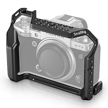 【美品+保証期間内】X-T4（撮影枚数326枚）本体とSmallRigグリップ 美品+保証期間内】X-T4（撮影枚数326枚）本体とSmallRigグリップ