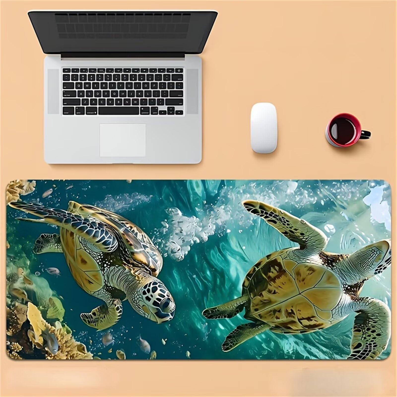 Tappetino Mouse Gaming XXL 1200x600x3 mm, Tappetino da Scrivania Grande, con Bordi Cuciti Rinforzati, Base in Gomma Antiscivolo, Tappetino per Tastiera Lavabile per PC e Laptop, Tartaruga Animale
