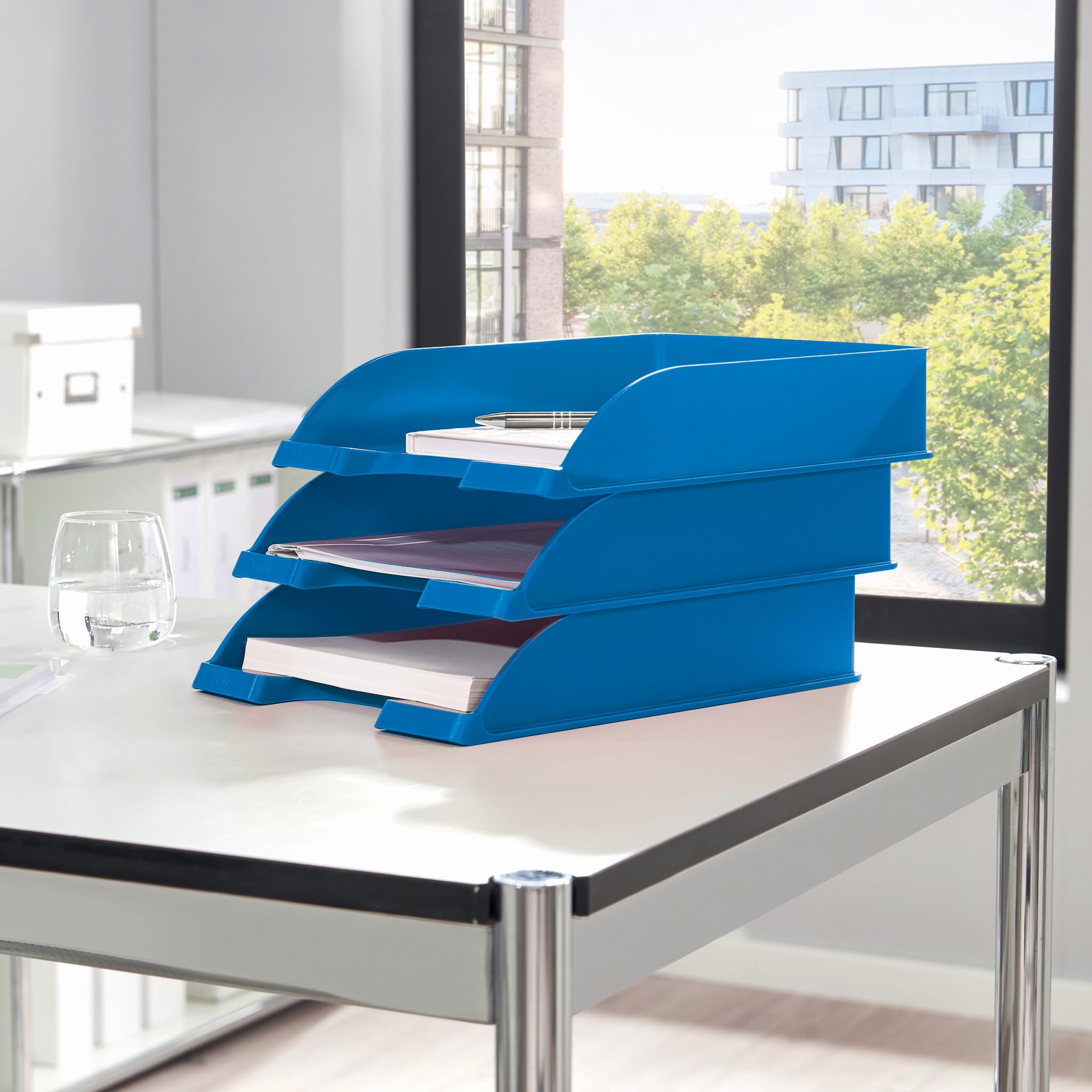 Leitz A4 Letter Tray, Metallic Blue, Wow Range, 52263036