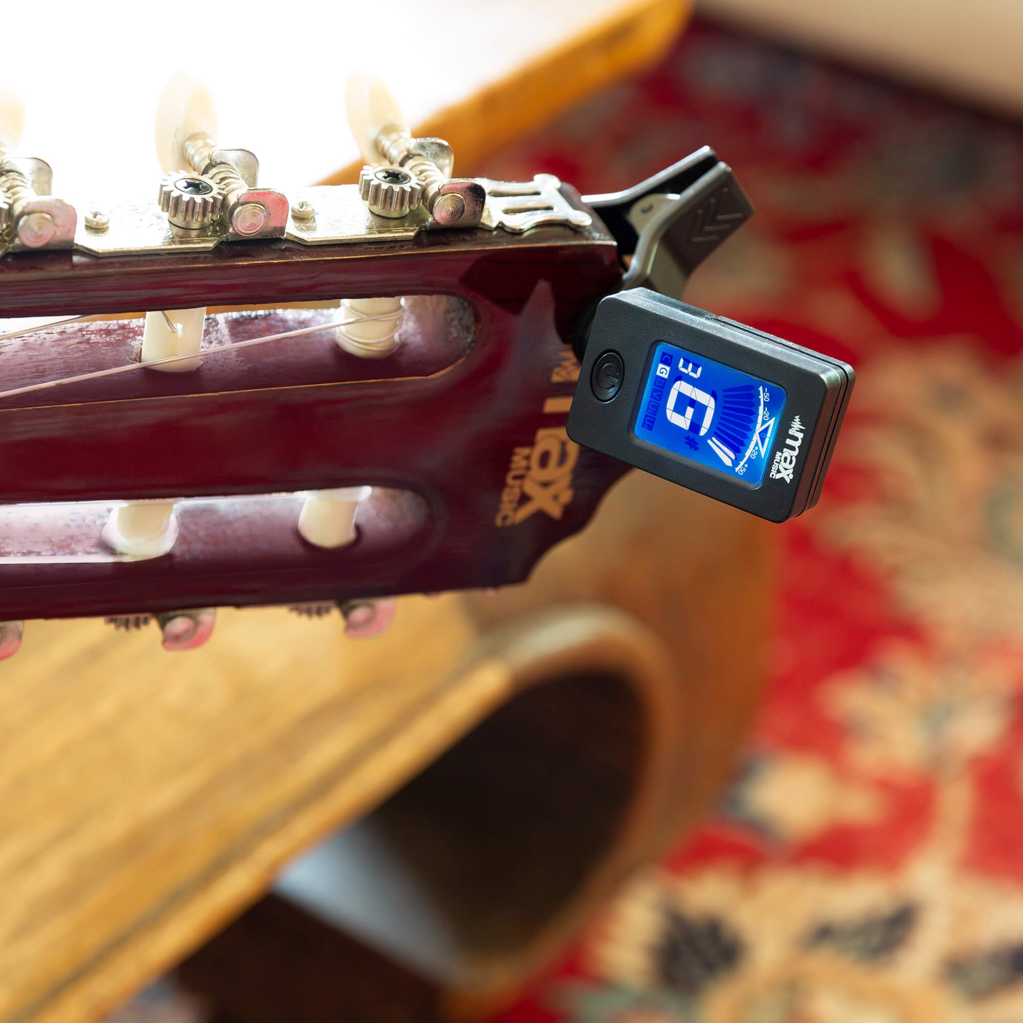 MAX SoloArt Guitare Acoustique Classique avec Repose-Pied - Bois, Idéal pour Débuter la Guitare