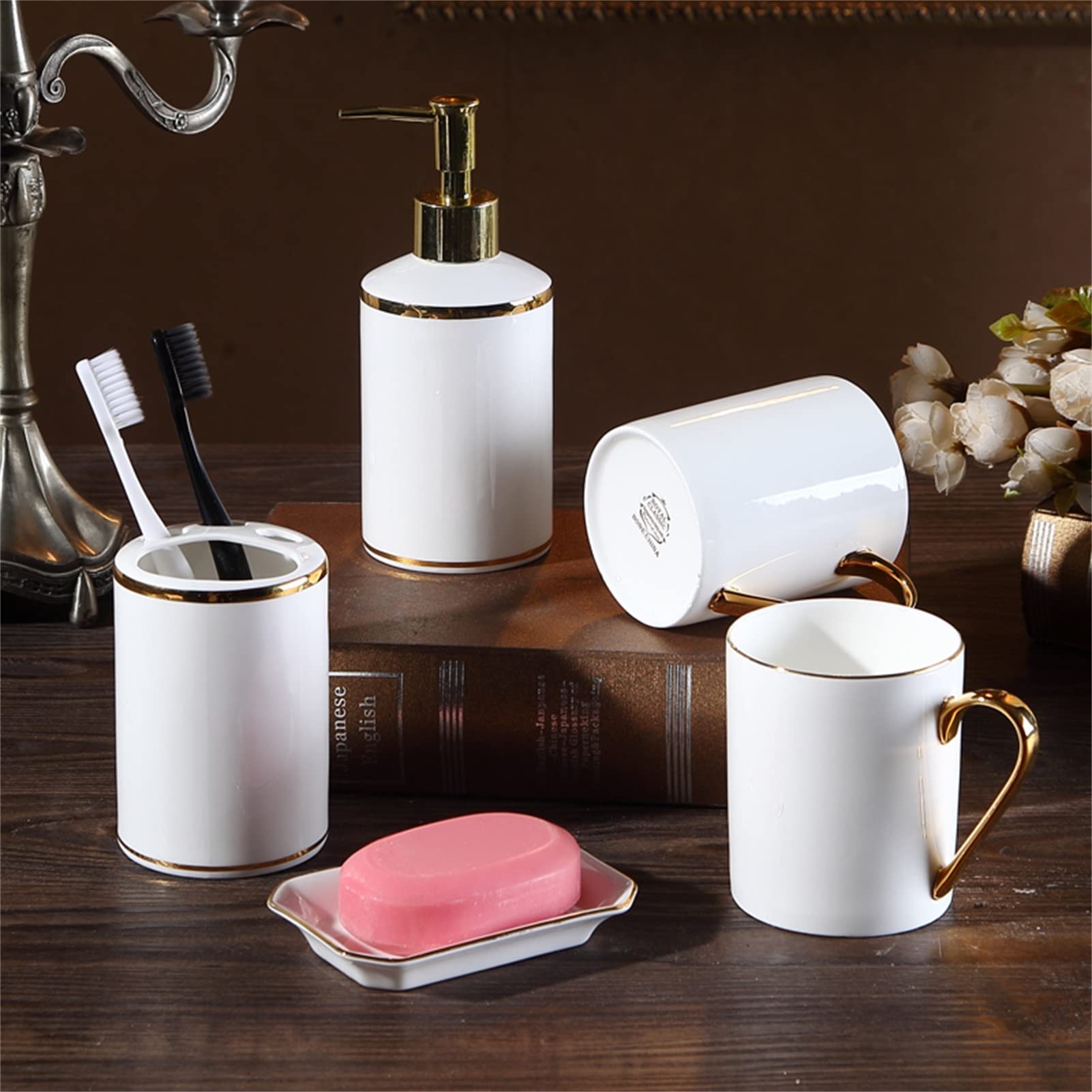 Zestaw akcesoriów łazienkowych z tacą ceramiczną Klasyczny złoty brzeg Porcelana kostna Łazienka 6-częściowy zestaw przyborów toaletowych Zestaw wyposażenia łazienki Kubek toaletowy do płukania ust