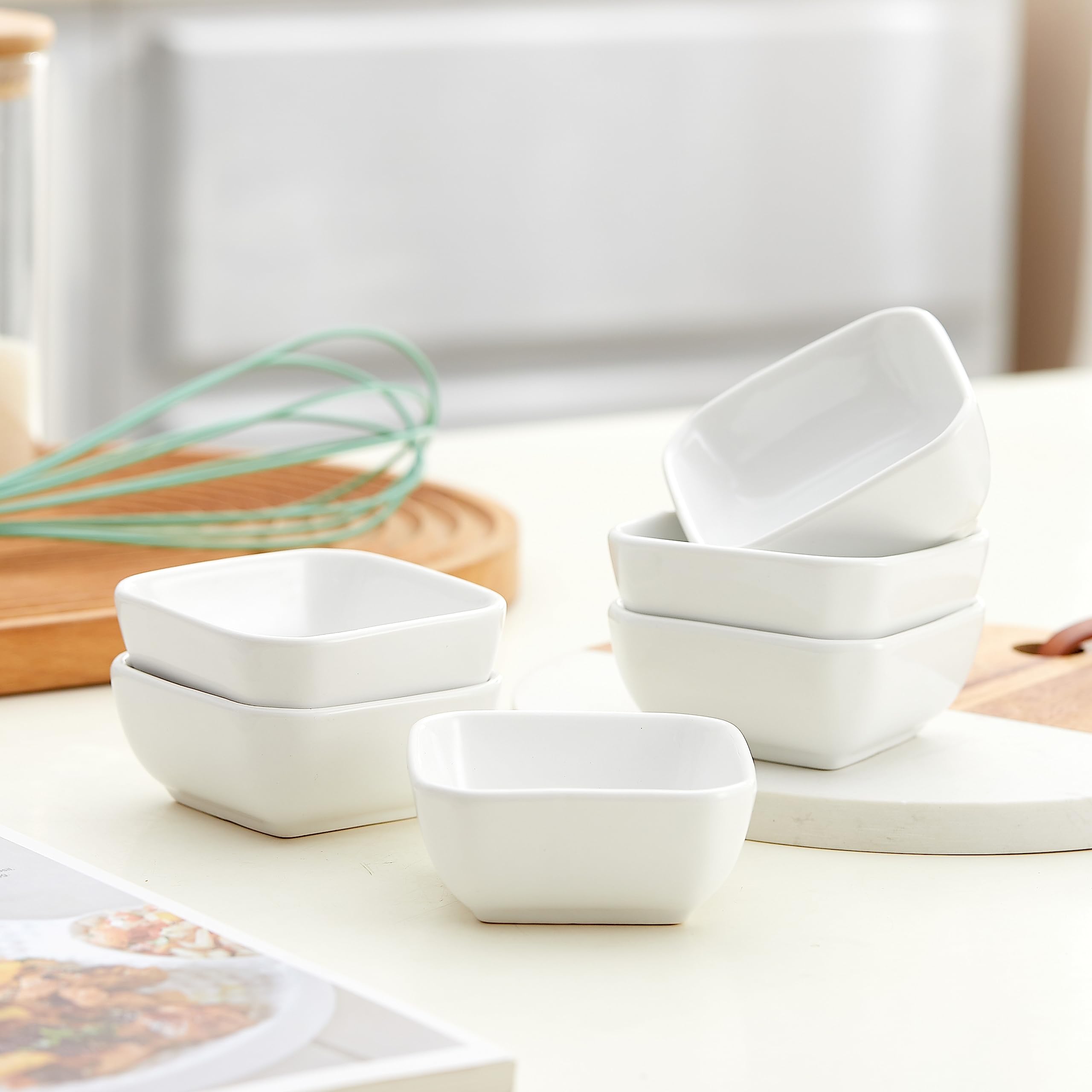 Juego de cuencos de cerámica de porcelana de 6 onzas, plato cuadrado pequeño para salsa de soja, bueno para salsa de tomate, soja de sushi, barbacoa, tabla de embutidos (blanco)