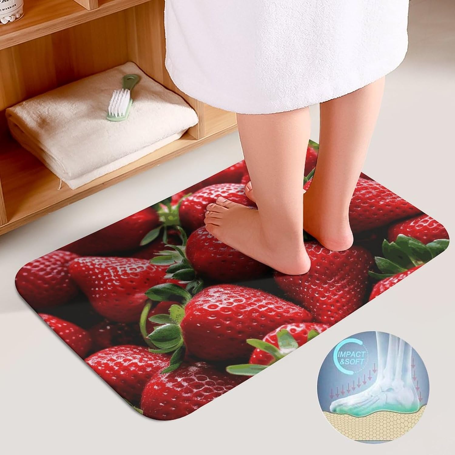 Anti-Skid Floor Mats 3 Piece Set,Fresh Strawberries Printed Coral Fleece Bathroom Mats U-Shaped Contour Mat Toilet Seat Cover for Bathroom, Tub, Shower, Kitchen 19.7"x31.5"