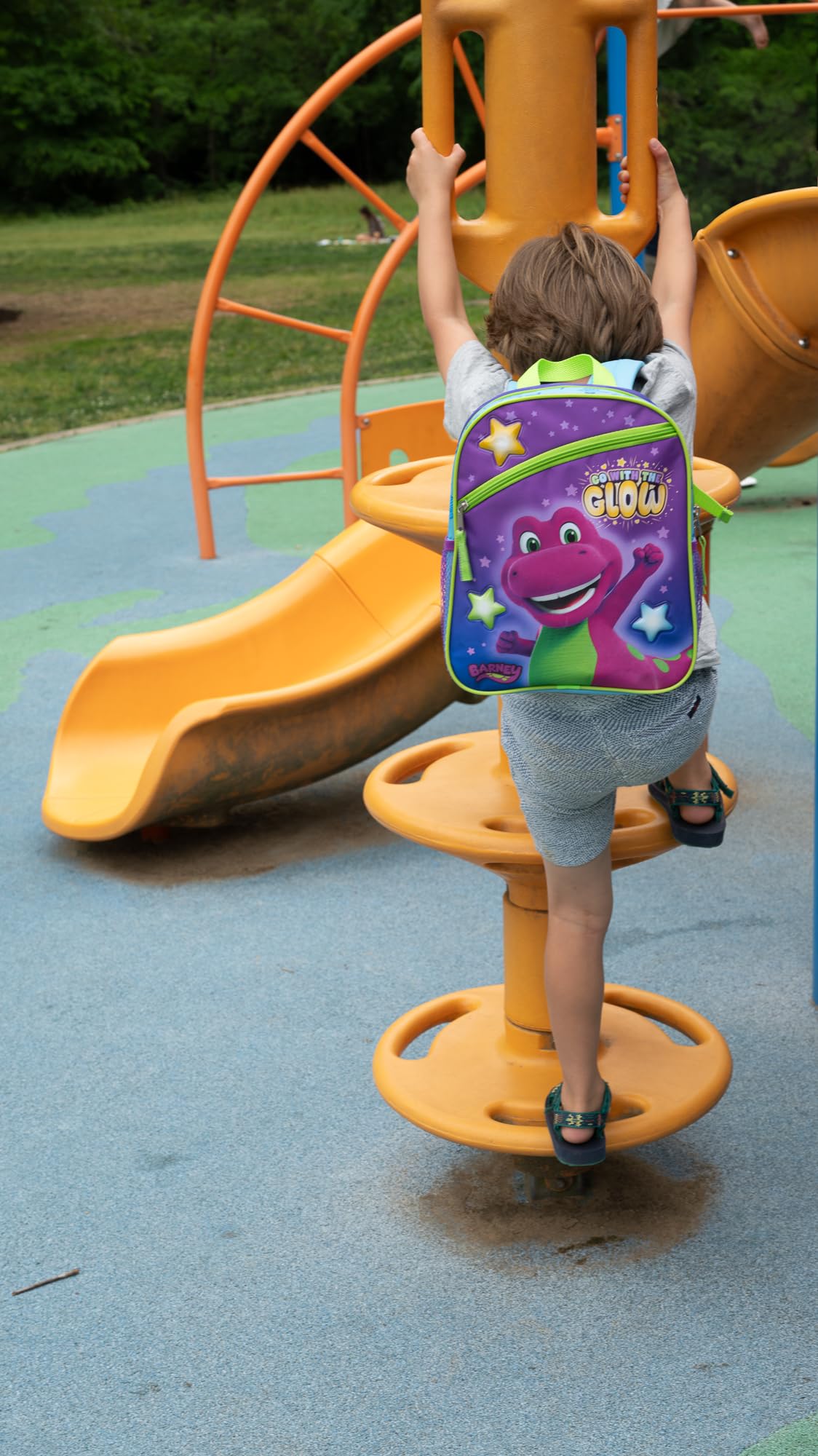 AI ACCESSORY INNOVATIONS Barney The Purple Dinosaur Mini Backpack, 12 x 10 x 4 inches, Kids School Bag with Zip Pockets, Purple