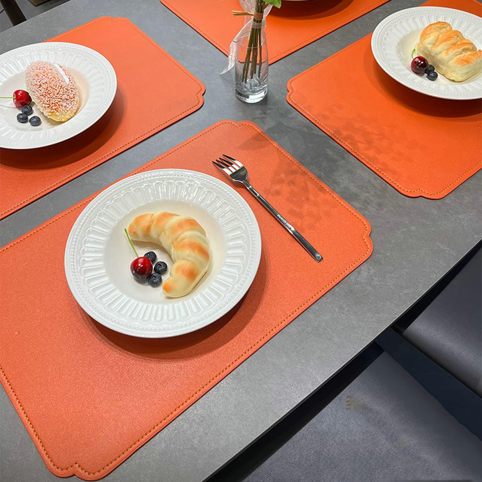 Platzset Kunstleder Einfarbig, Rechteckig Tischsets Orange 30x45cm für Hause Küche, 6er Set Tischmatte PVC Leder Modern