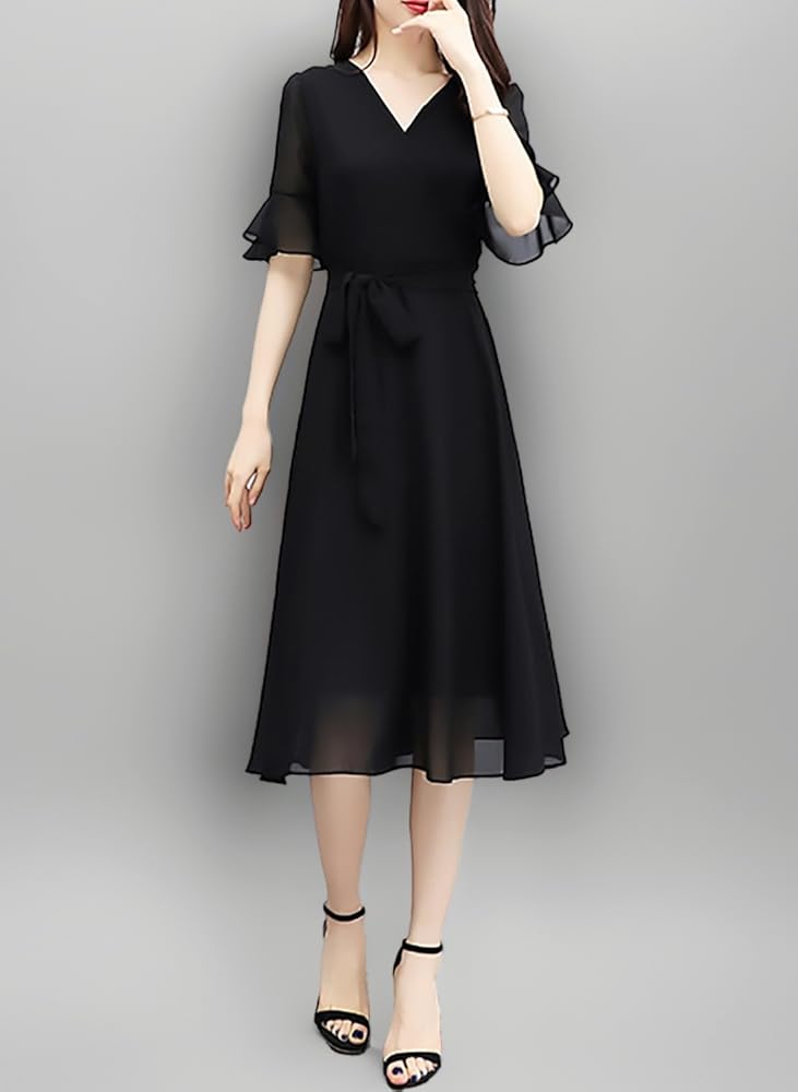 黒いウエストリボン付き半袖ワンピース　M'S GRACYワンピース M´S GRACYのブラックニット黒のウエストリボン付き半袖ワンピース