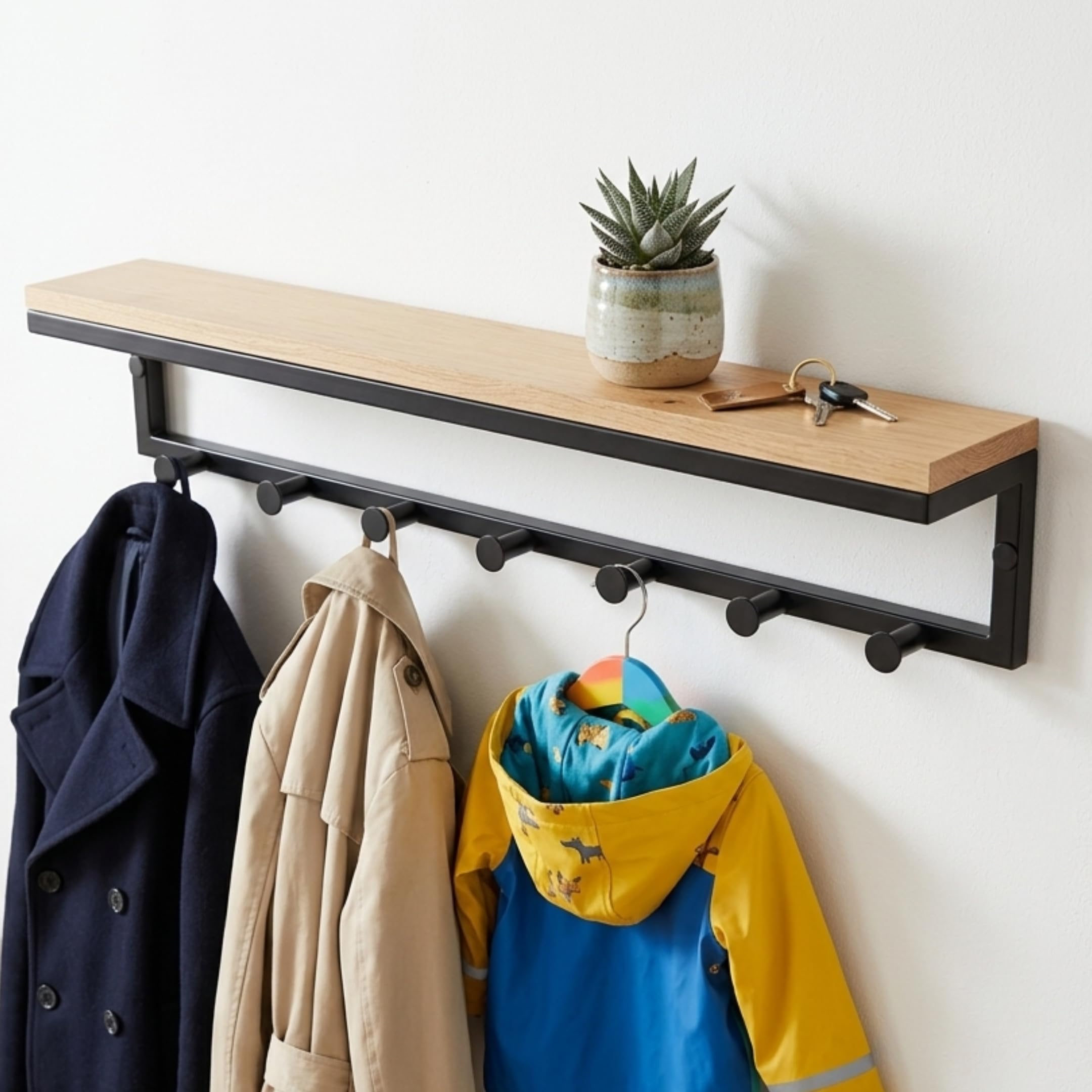 Wandgarderobe mit Ablage 60 cm – 7 Haken Schwarz – Flurgarderobe Metall & Eichendekor – Garderobenleiste Wand – Hakenleiste Schlüsselbrett flur möbel