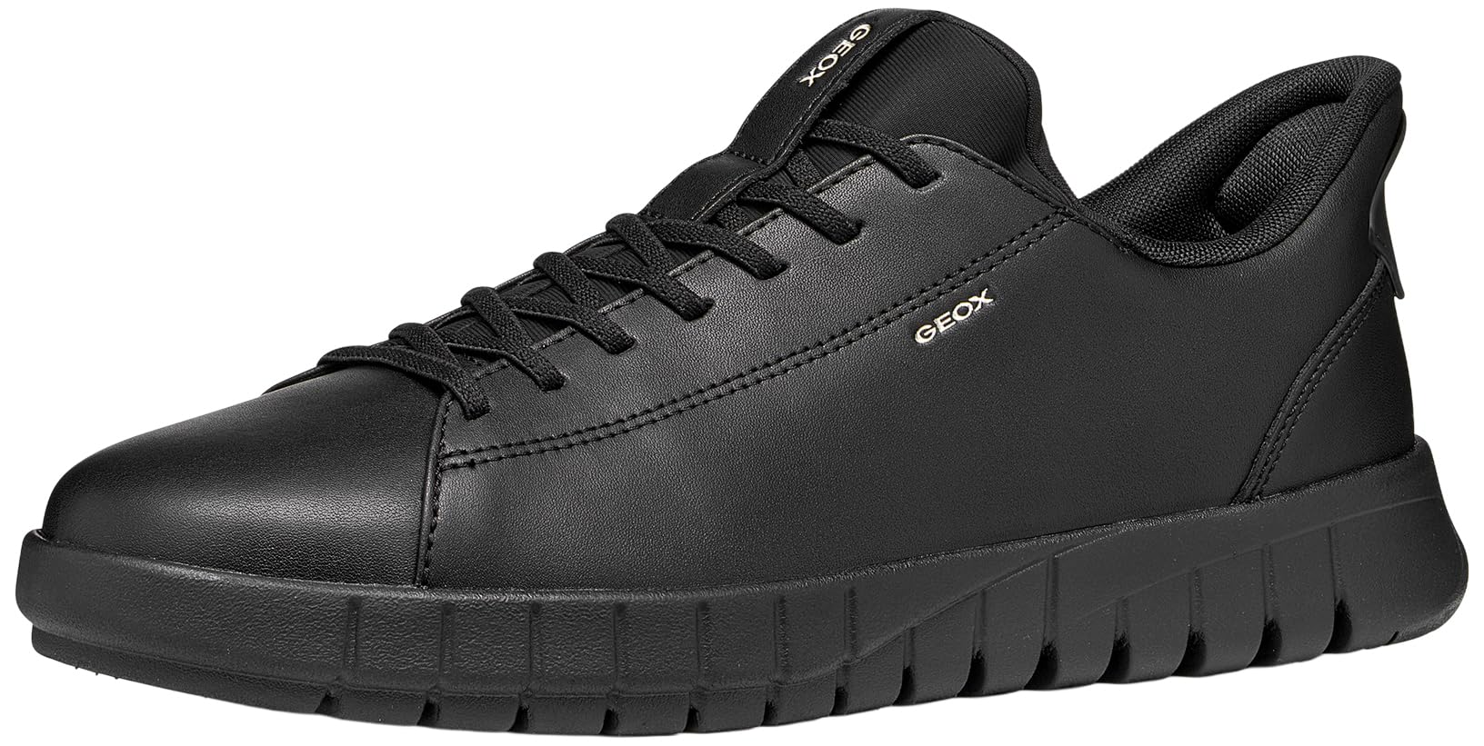 Geox: Auswahl an Schuhen