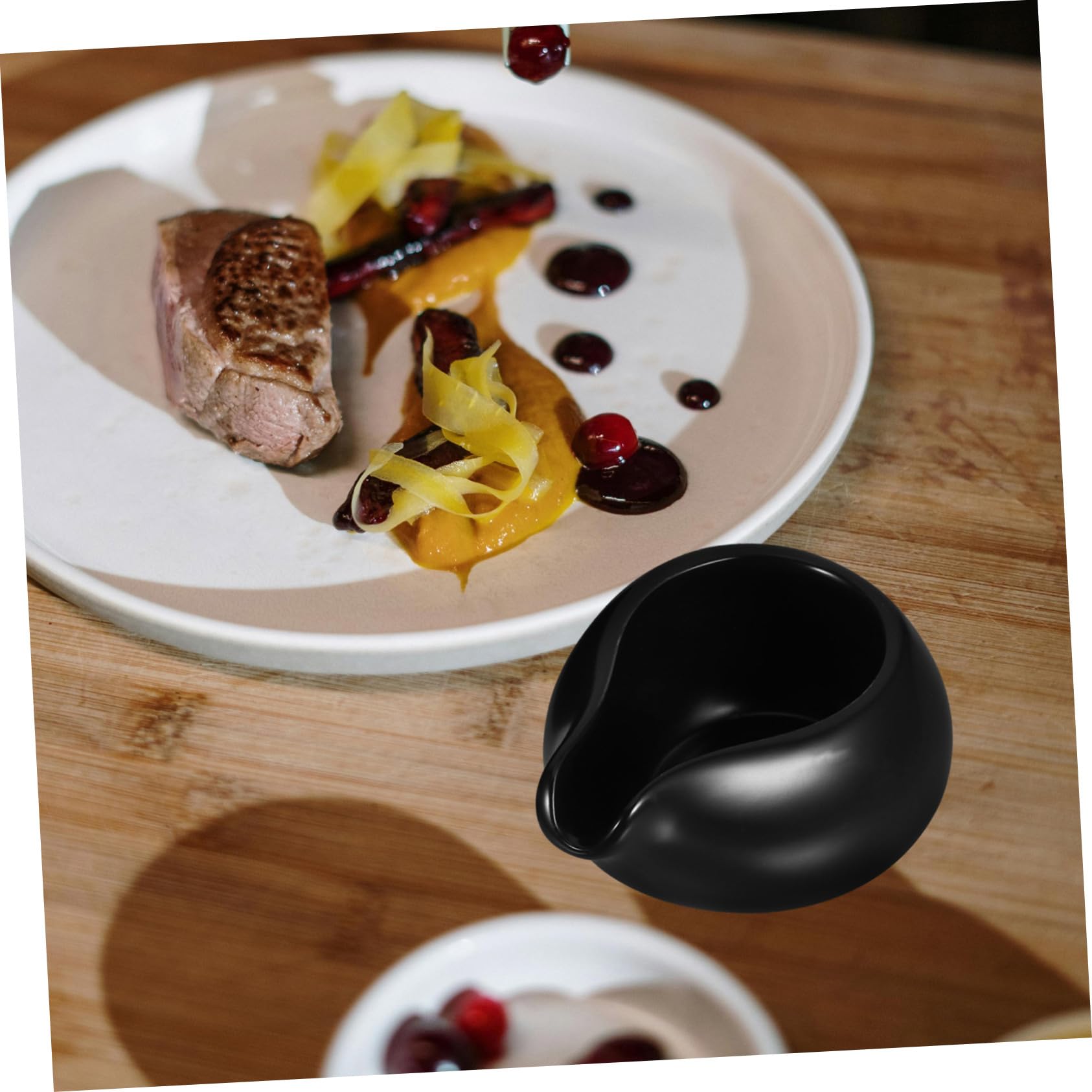 HOLIDYOYO 1 Set Steak Juice Bucket Coffee Creamer Pourer Sauce Jugs Cup Small Syrup Pitcher Coffee Dripper Pot Coffee Syrup Dispenser Milk Jug Creamer Coffee Mug Milk Jugs Ceramics Black