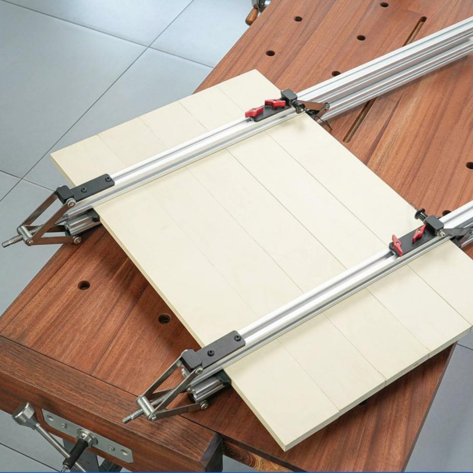 Abrazadera FG Apriete en 4 Direcciones Abrazadera de Paneles F Ajustable para Carpinteros, Carpintería, Taller