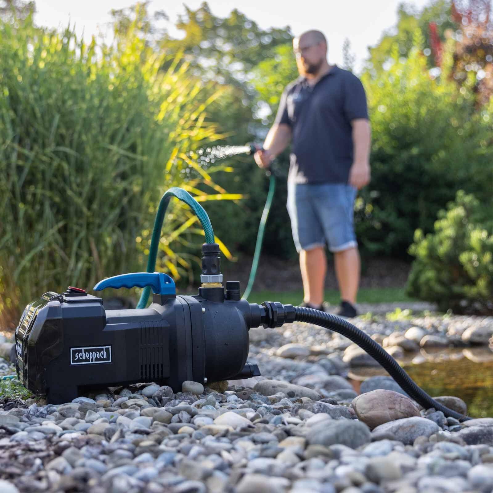 Scheppach Pompe de jardin sans fil C-GP3000-X – SET S2 - Série 20V IXES - débit max 3000 l/h - hauteur de refoulement 25 m - 2 batteries 2Ah + chargeur inclus