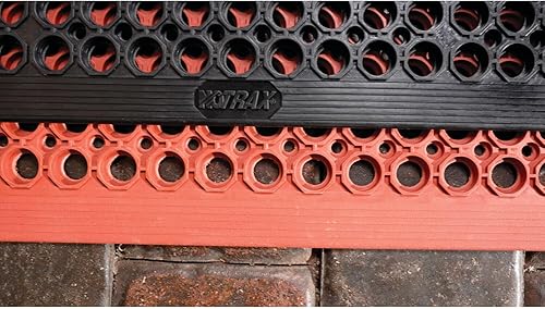 Miniatura 10 de NoTrax T30S0310BL - Tapete ligero de goma para restaurante de 3 x 10 pies con orificios de drenaje, alfombrillas antifatiga, negro, competidor T30