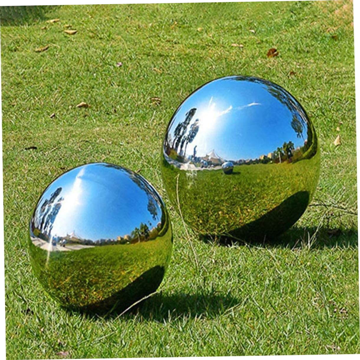 BESTonZON Gazing Globe Mirror Ball Shiny Reflective Garden Ball Decor for Outdoor Spaces for Enhancing Visual Interest Your Garden