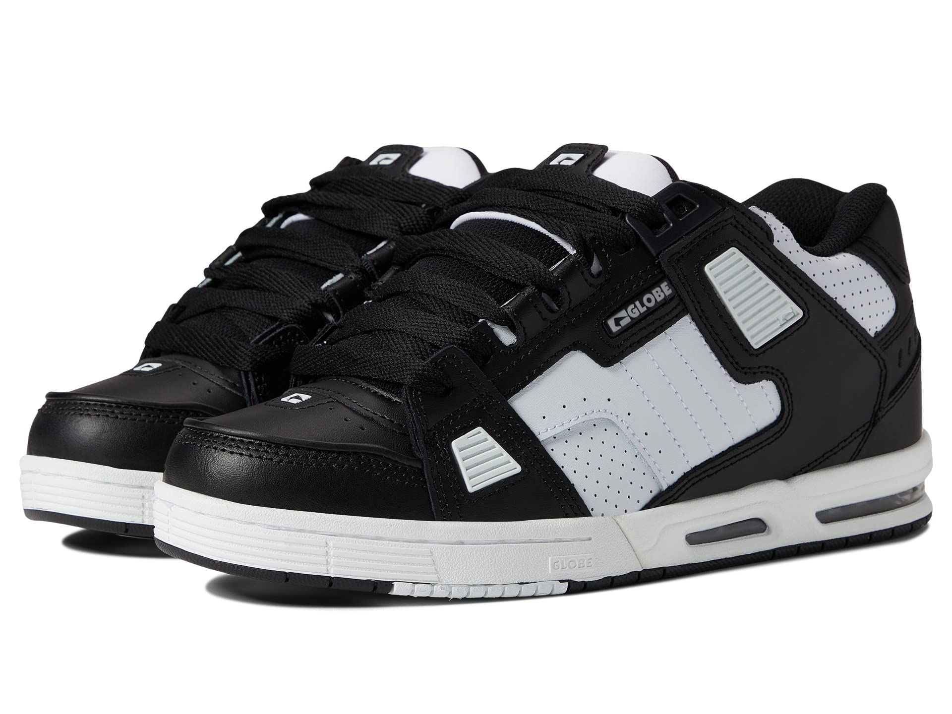 Globe Sabre Shoe - Black/White - 11.5