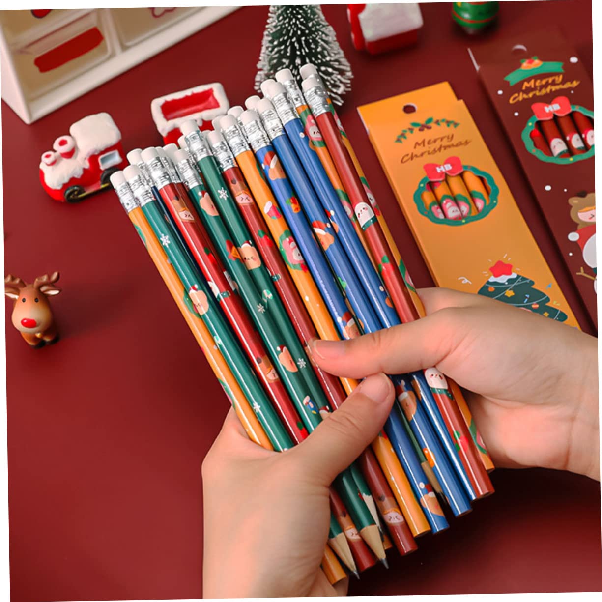 DOITOOL 120 Pièces Crayons Hb Bois Multi Fonctions avec Gomme Set Noël Garçon Fille Dessin Sketch