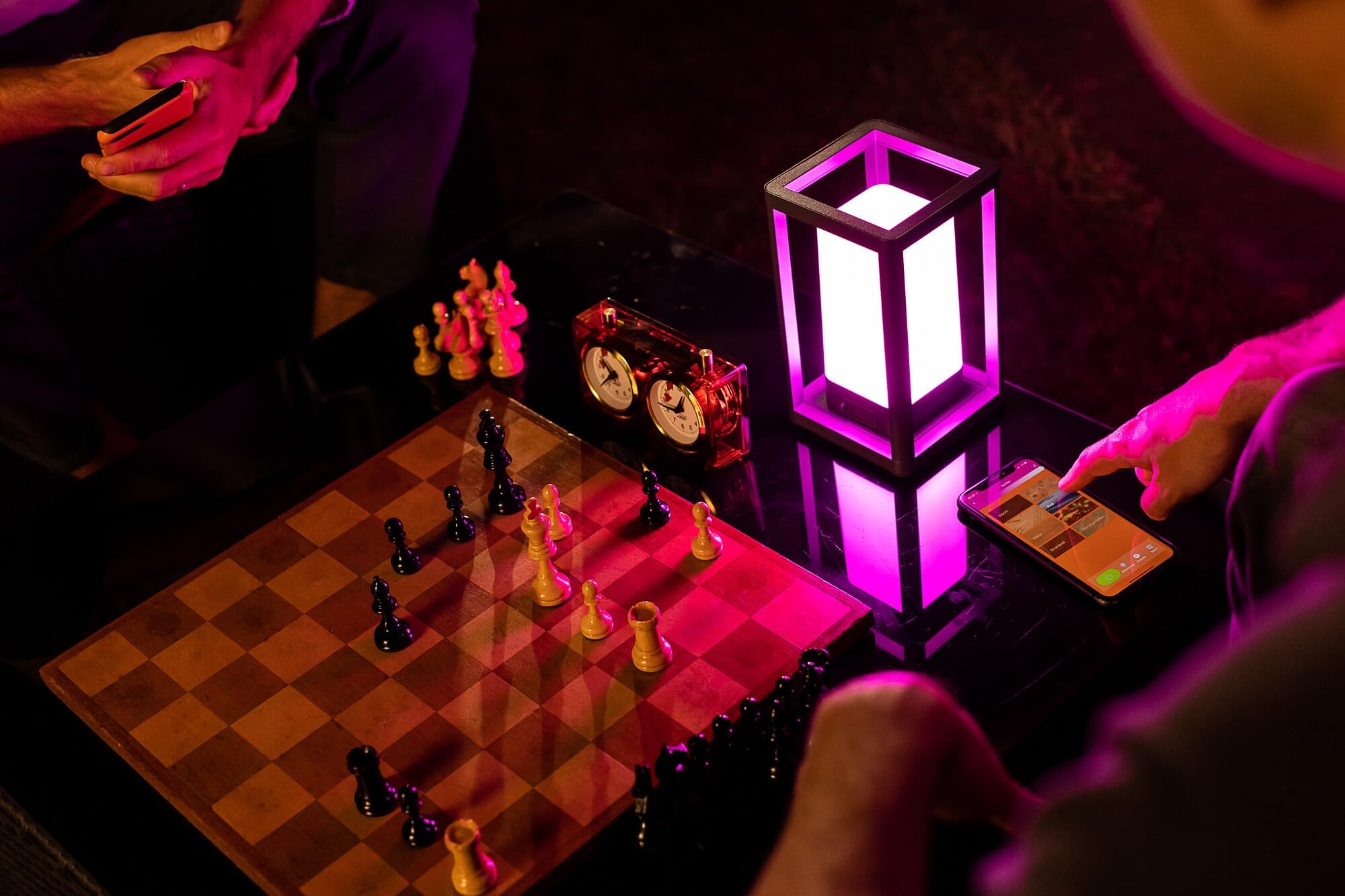 OSRAM SMART+ Tischleuchte RGB & Warmweiß mit USB-Powerbank 5200mAh, WiFi-Steuerung, IP44-Schutz, dimmbare Gartenleuchte für Terrasse und Balkon
