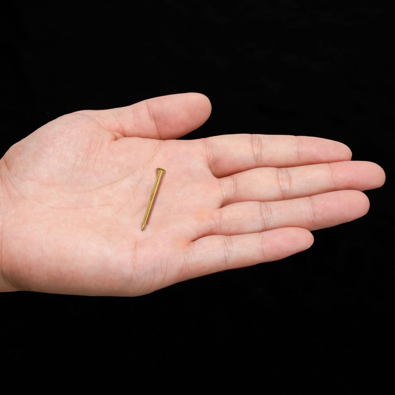 Hardware Philosophy Pure Brass Nails, 1.1-Inch, Bag of 100 - Decorative Finishing Tacks for Antique Restoration, Cabinetry, Furniture, and Door Hardware