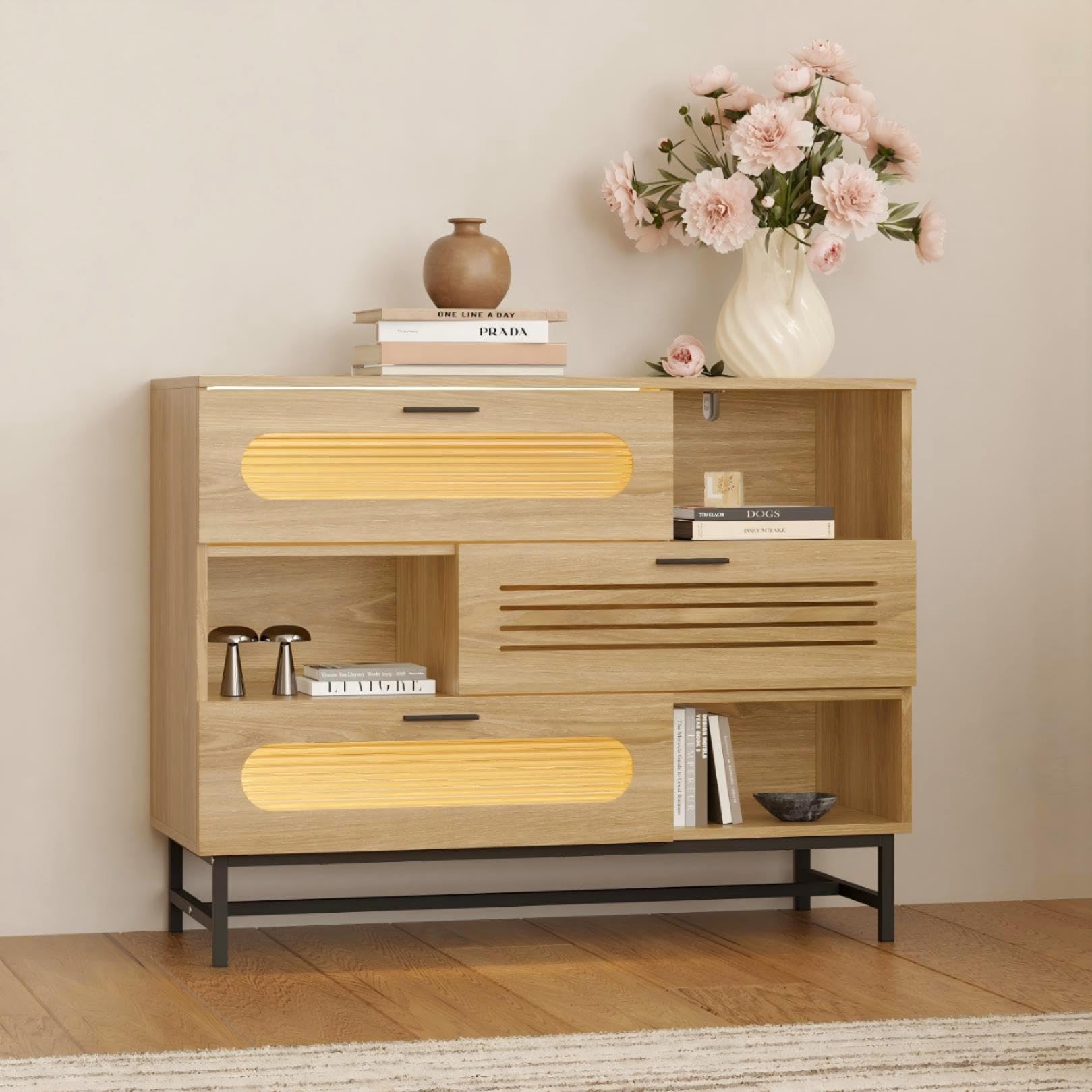 キャビネット サイドボード LEDライト付 両開き扉収納 木目調 幅80cm