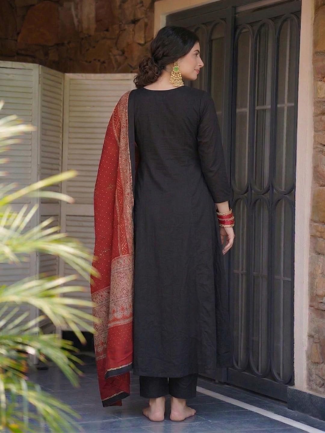 ANNI Designer Kurta Ensemble pour femme en viscose unie | Kurti Set femme | Kurta Palazzo Dupatta Tenue 3 pièces | Col en V Manches 3/4 Coupe droite Vêtements ethniques pour femme Vêtements