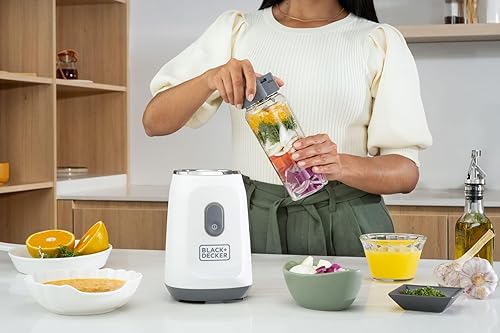 Miniatura 6 de BLACK+DECKER Ice Crush - Licuadora de una sola porción con botón de pulsoencendido, base, dos frascos de licuadora personal de 20 onzas, ensamblaje